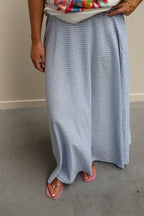 Ziva geruite maxi rok lichtblauw