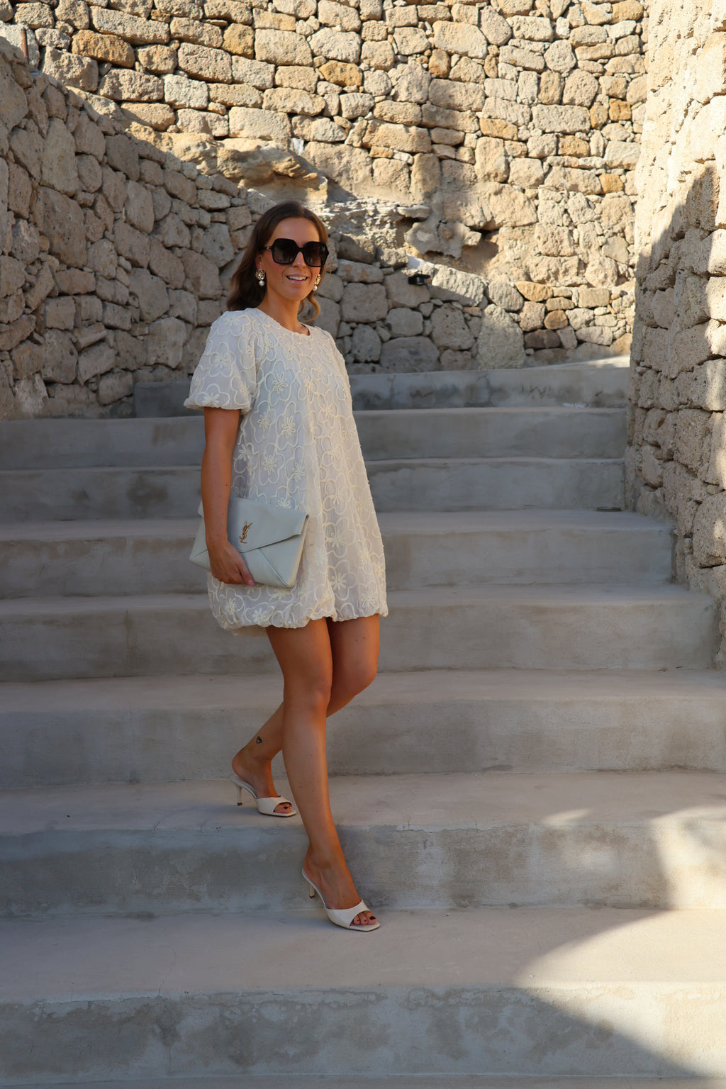 Mona broderie jurkje