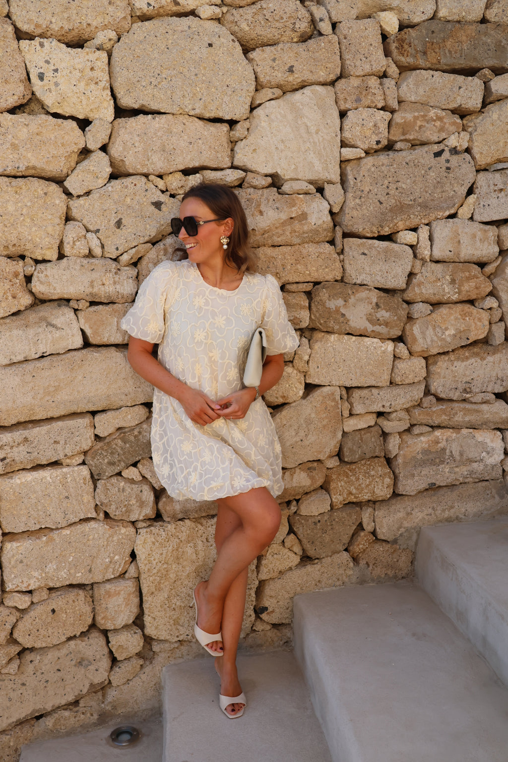 Mona broderie jurkje