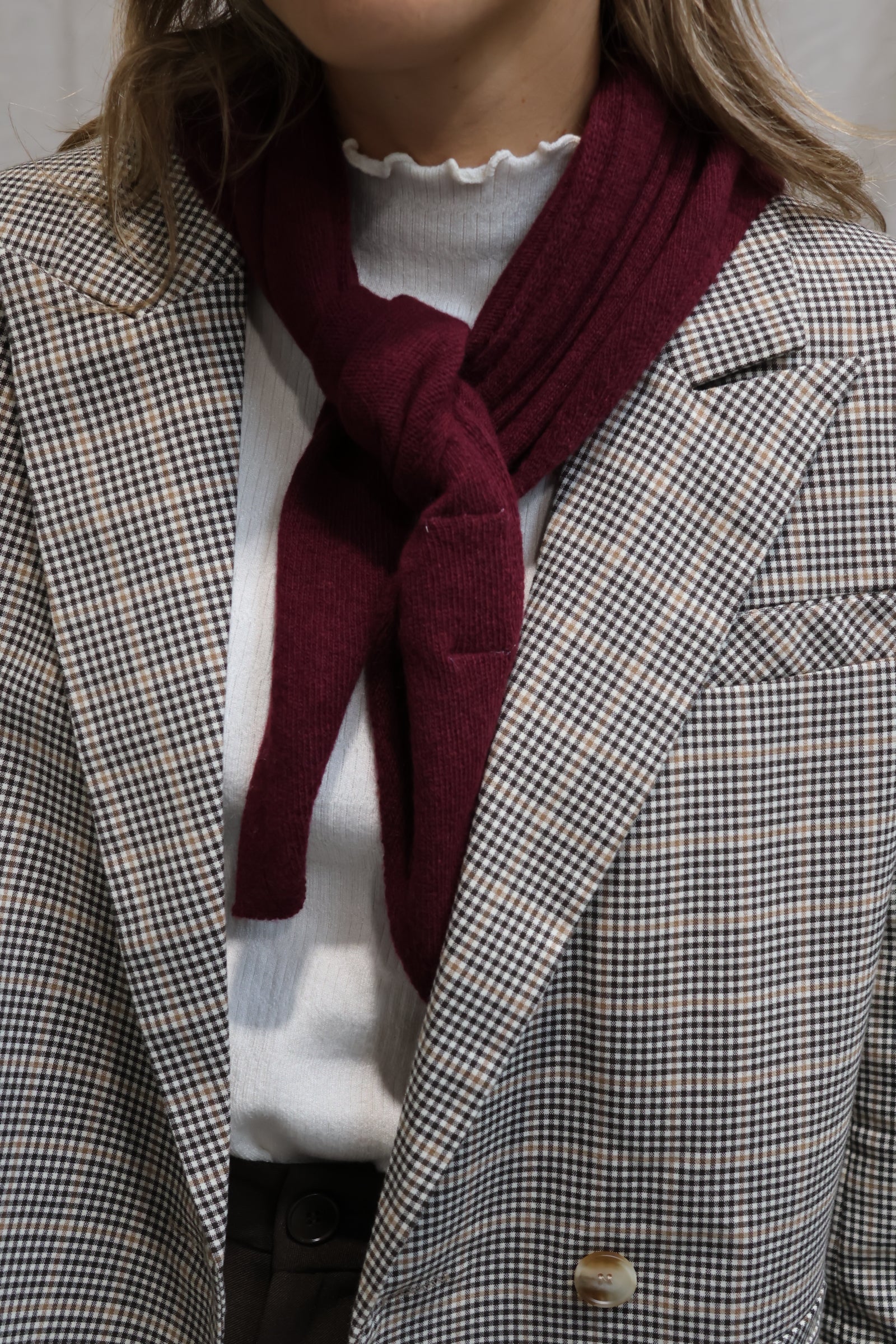 Phaebo scarf bordeaux