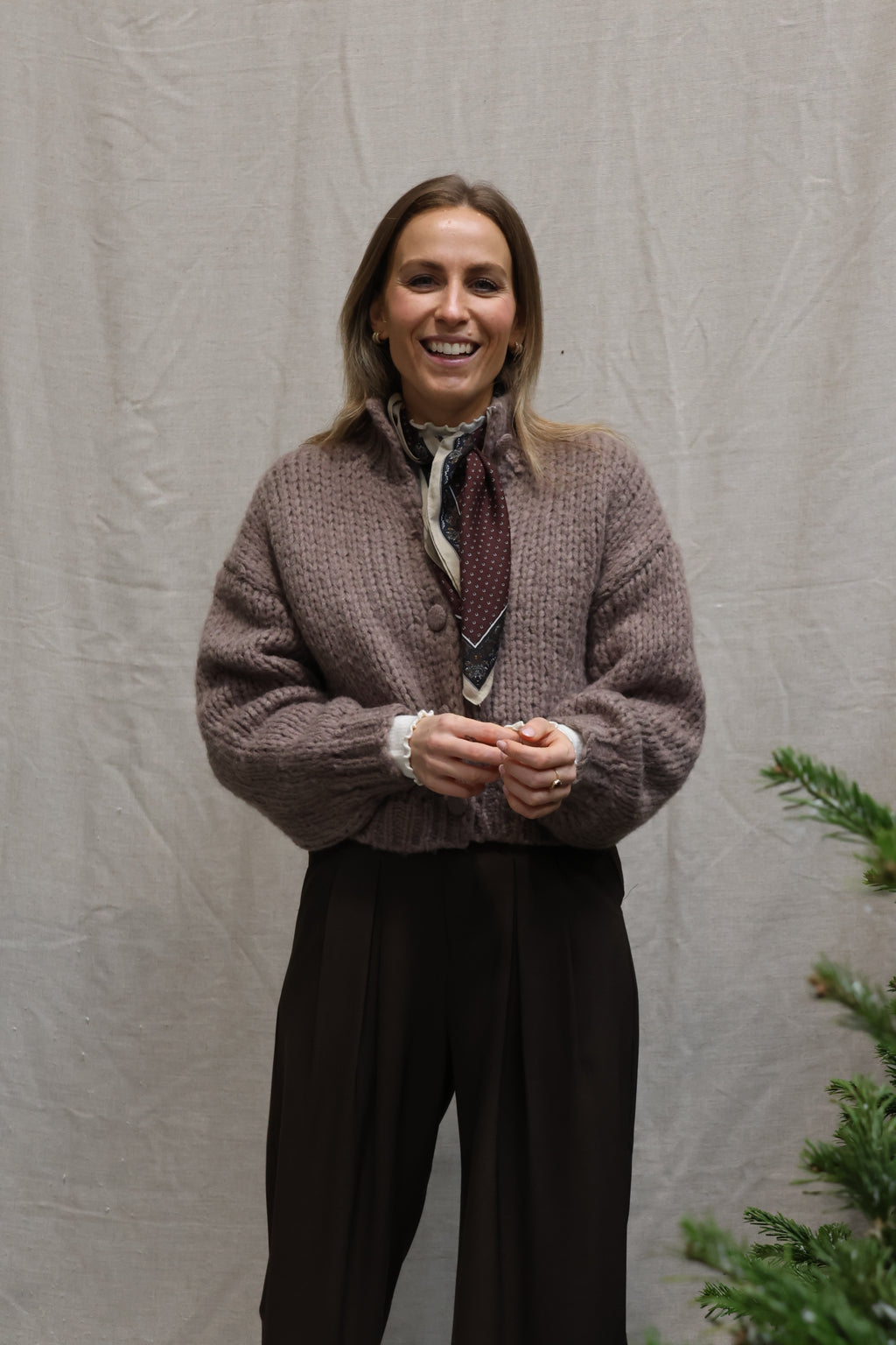 Esther cardigan taupe