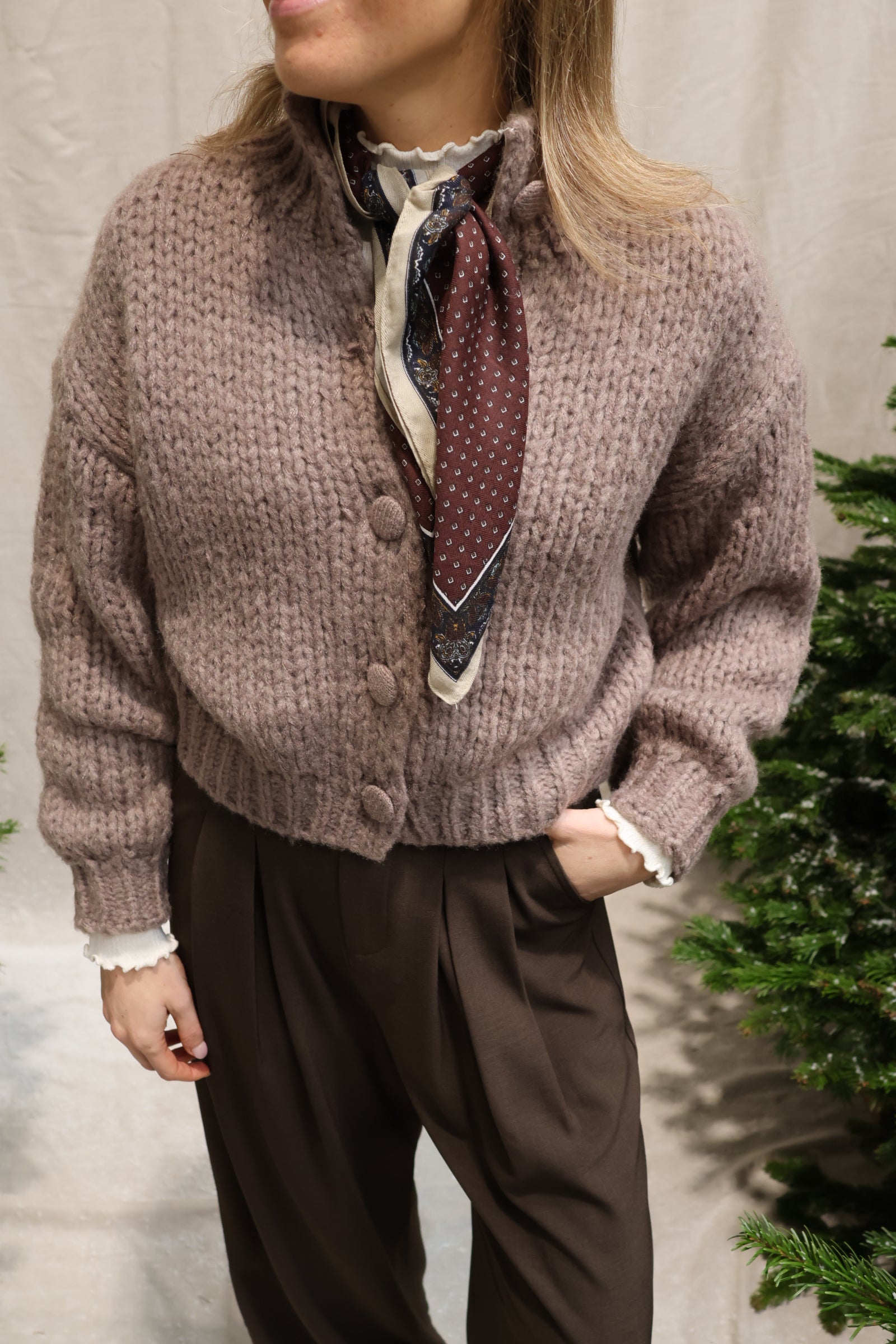 Juline sjaaltje bruin/marine