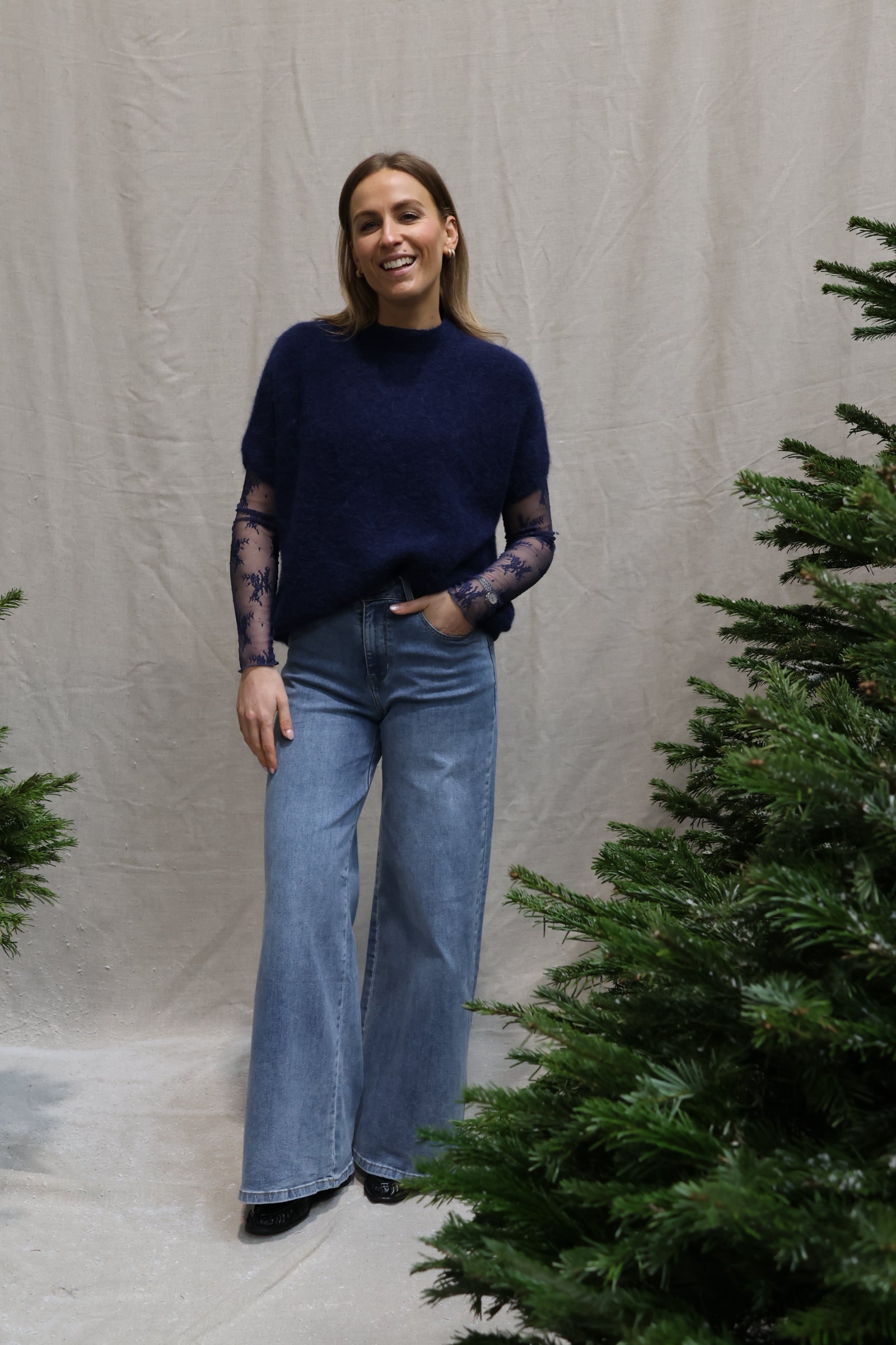 Vivi sleeveless knit navy