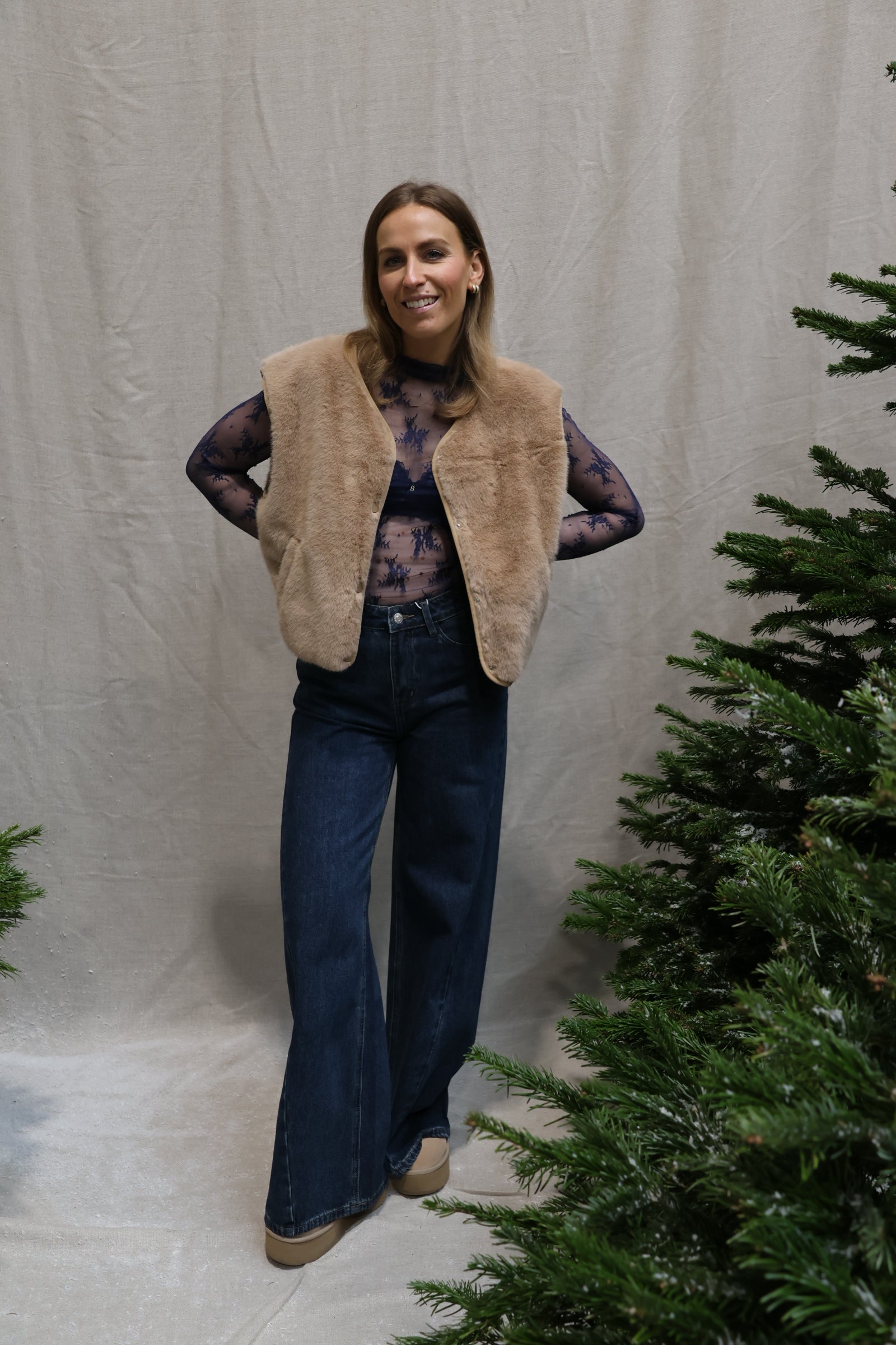 Faux fur vestje camel