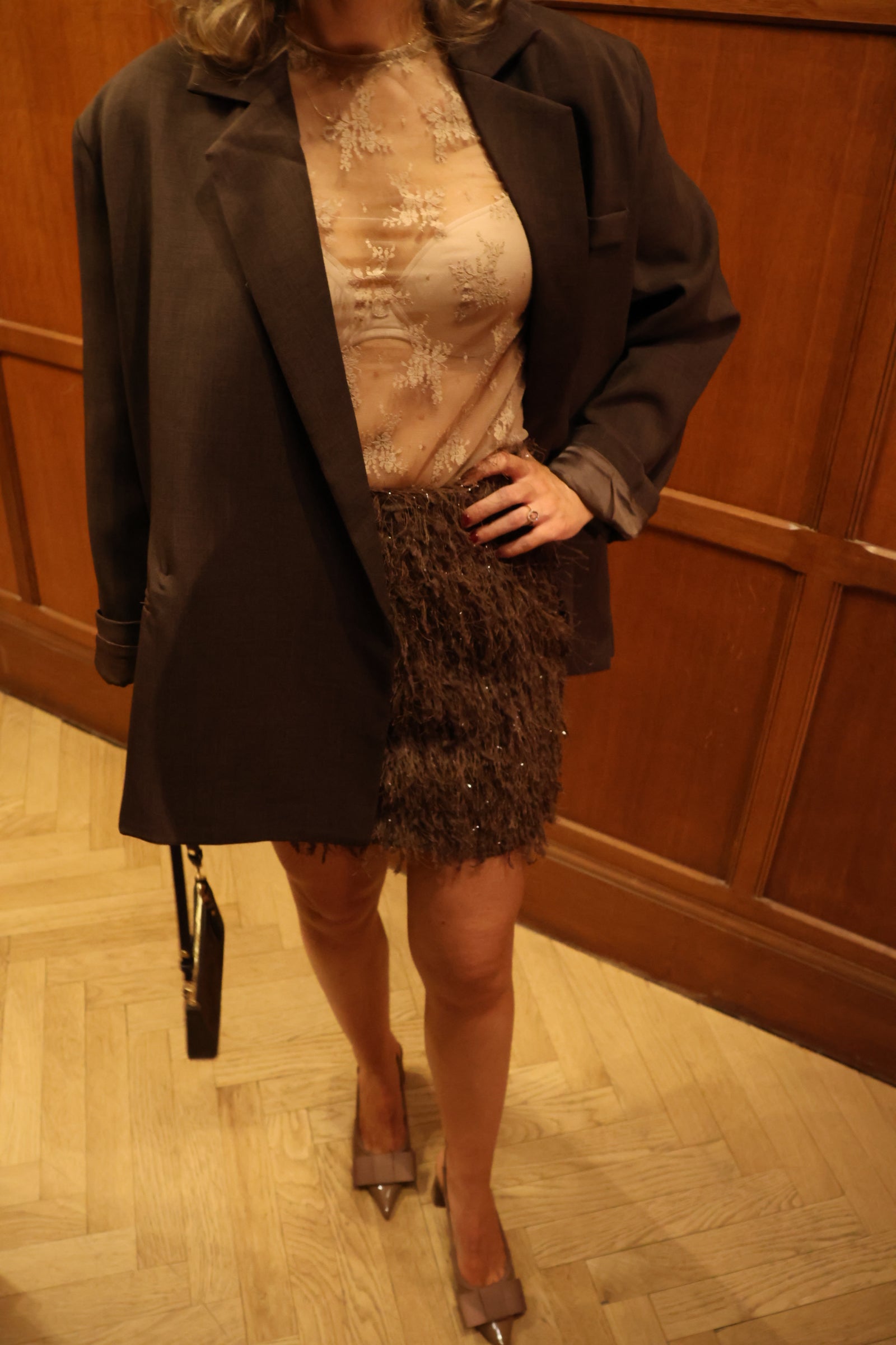 Charlotte lace top latté