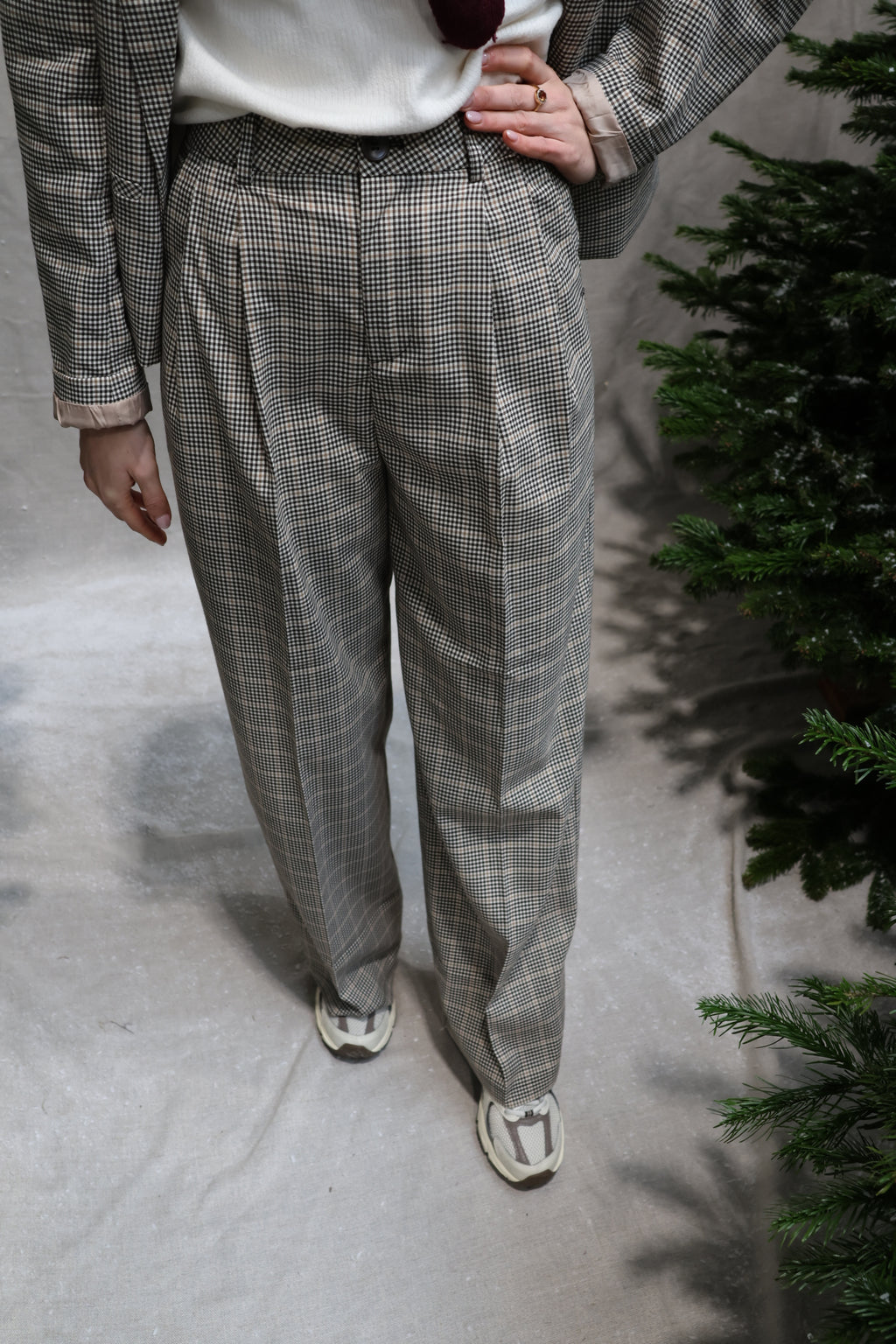 Elodie checked trousers brown