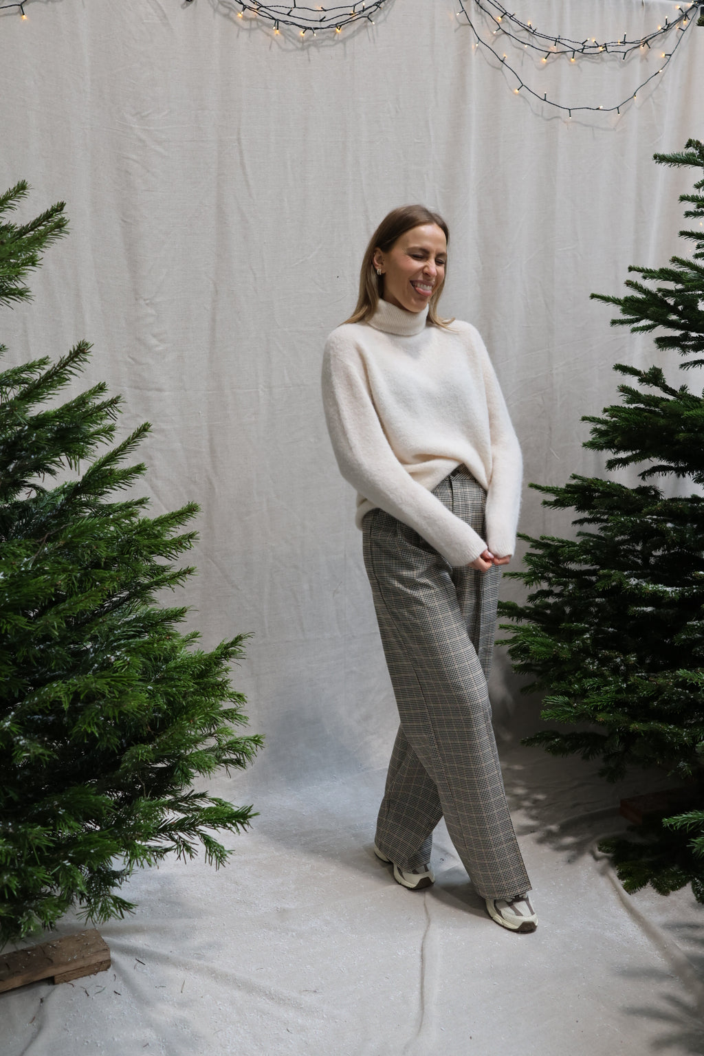 Elodie checked trousers brown