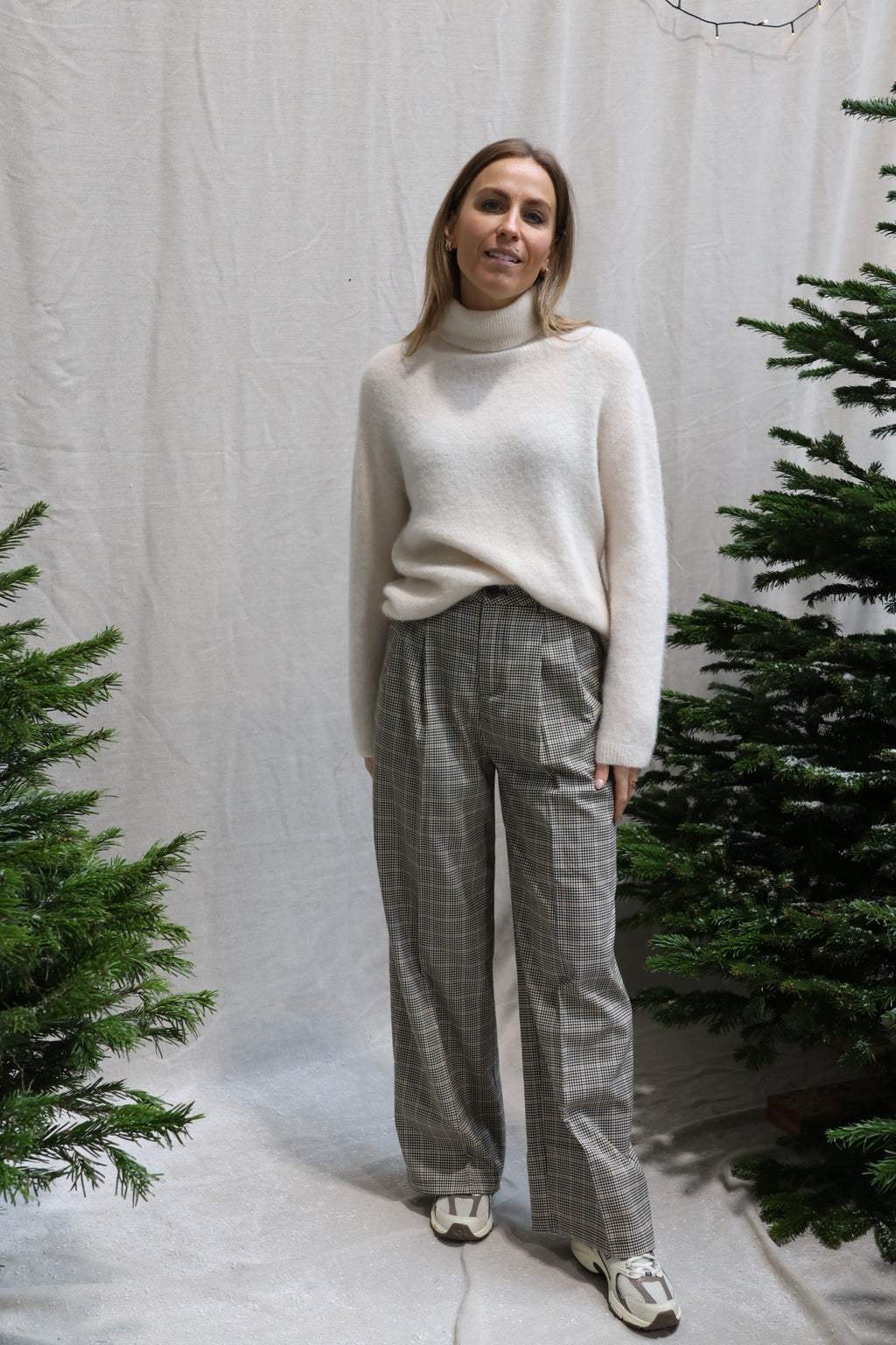 Elodie checked trousers brown