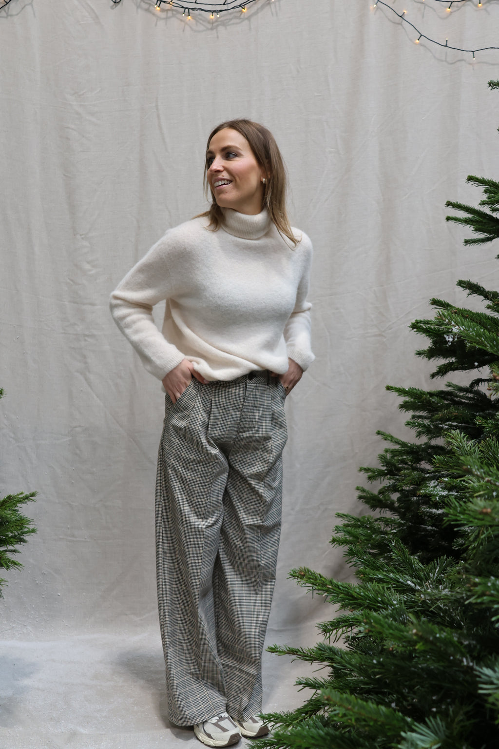 Elodie checked trousers brown