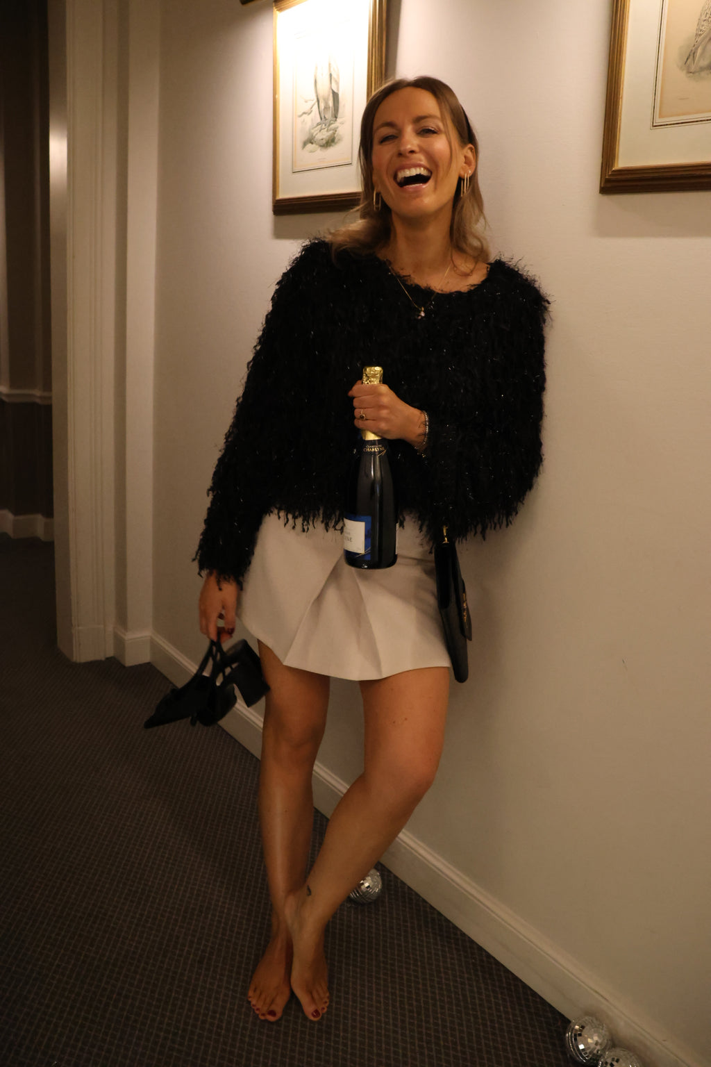 Holly fluffy top black