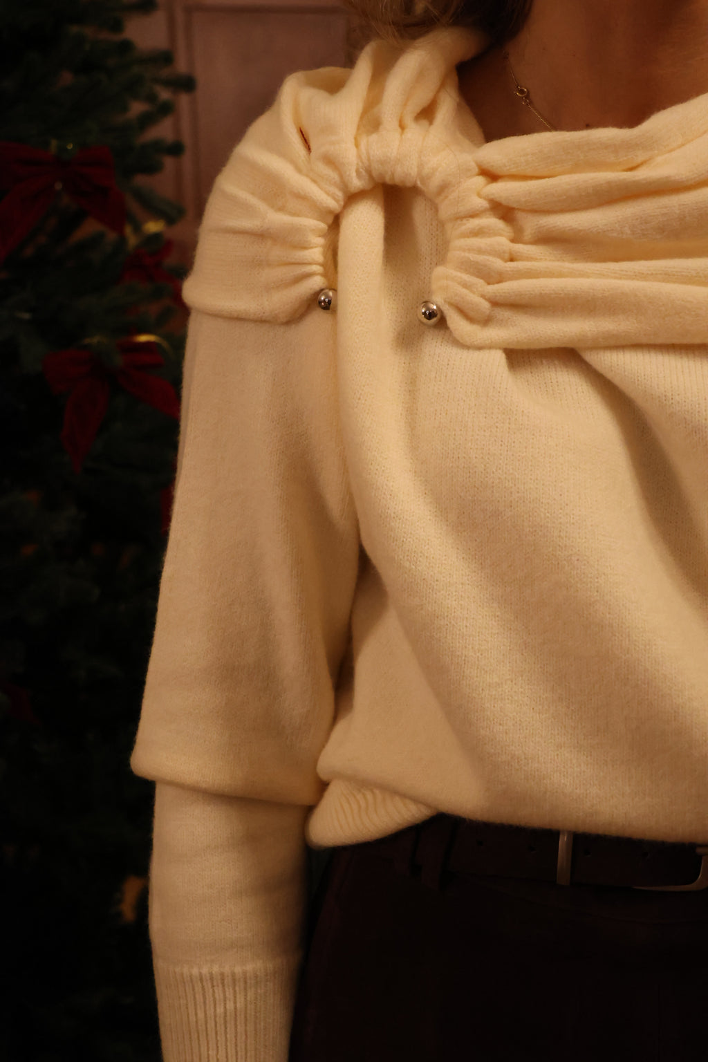 Angelique offshoulder knit vanille