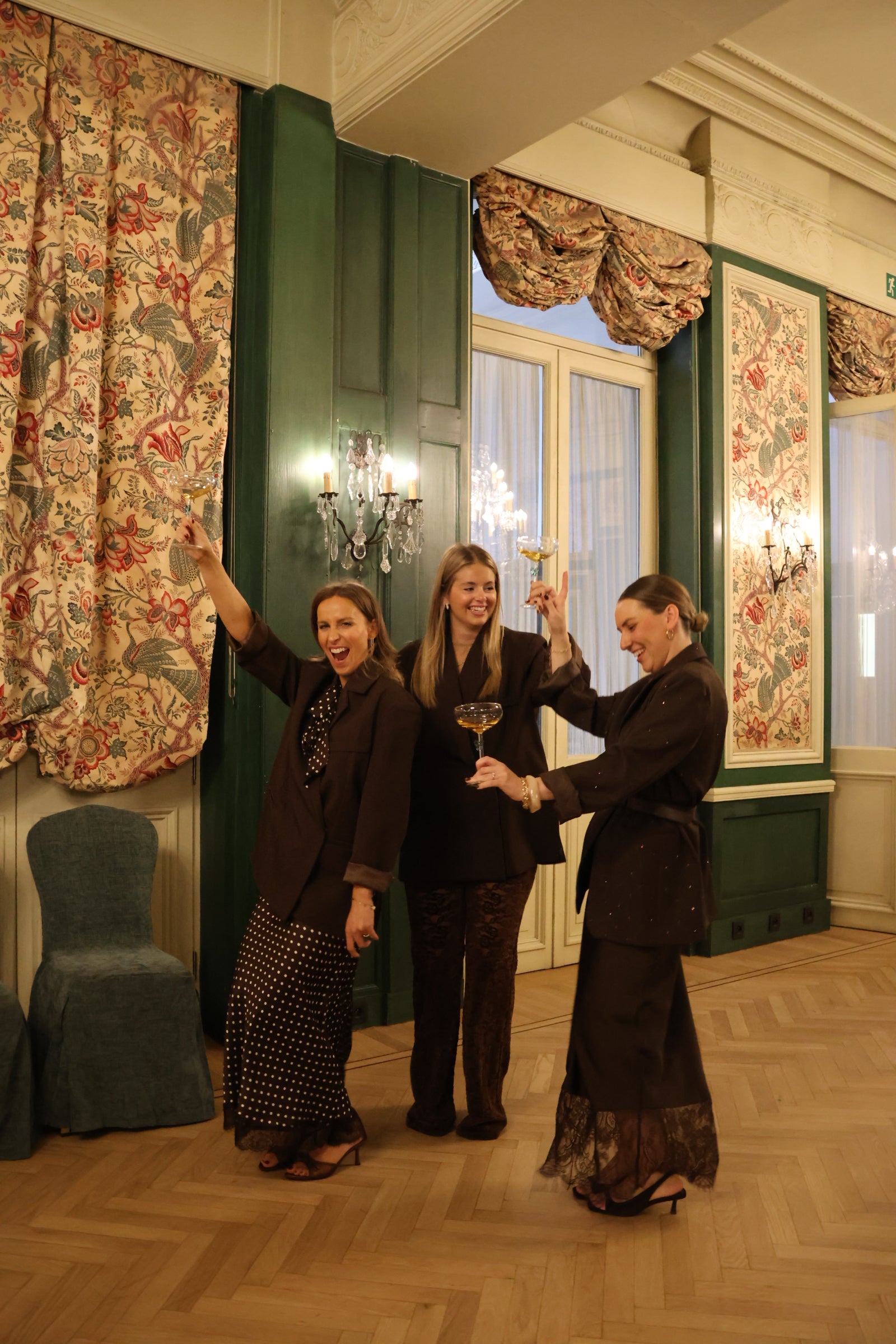 Loulou polka dot skirt brown