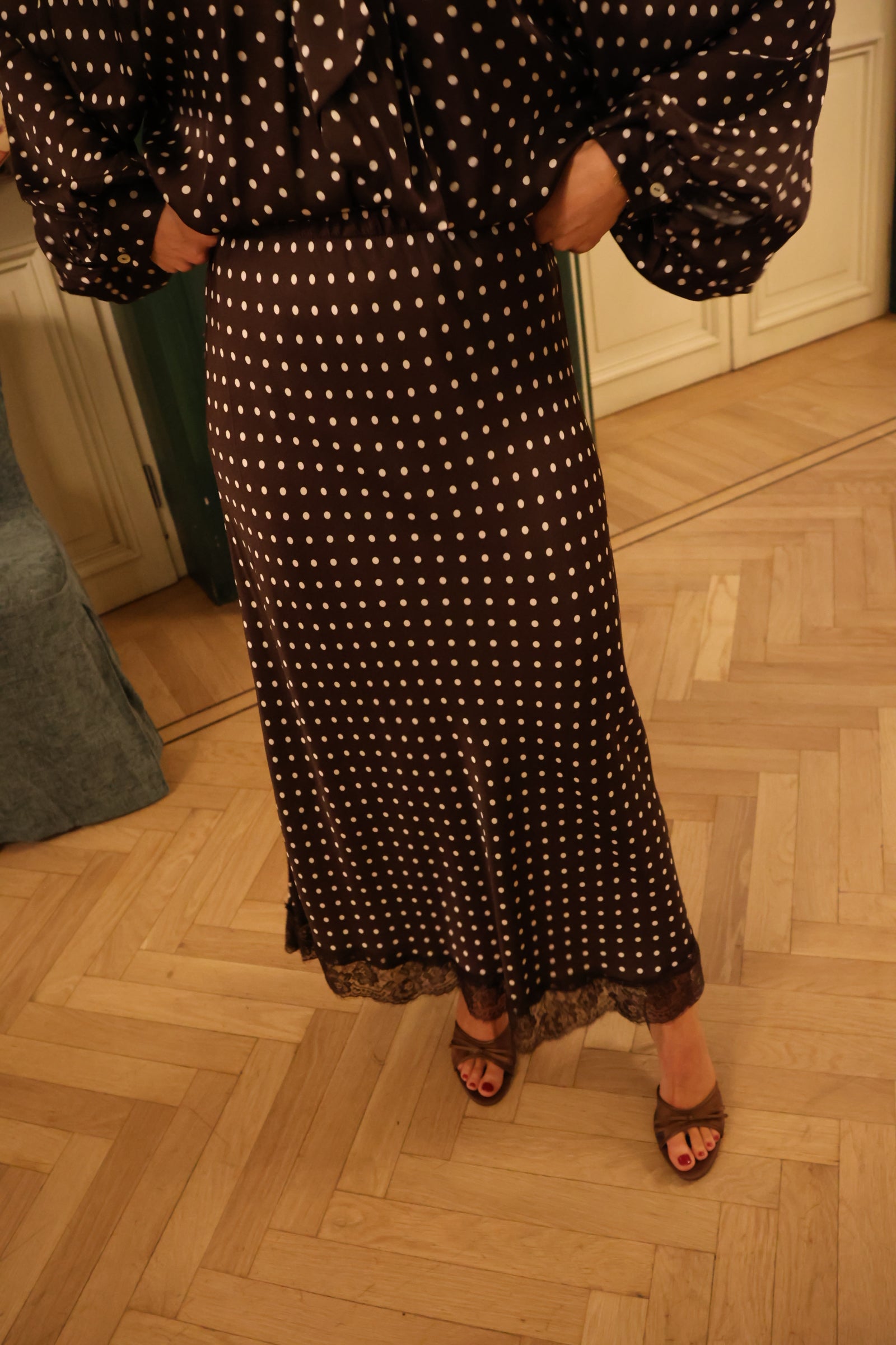 Loulou polka dot skirt brown