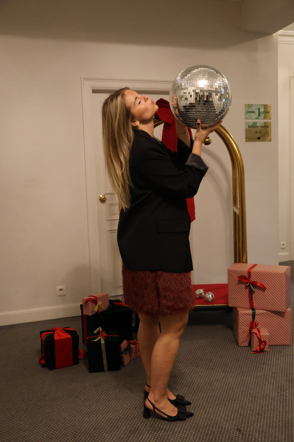 Scarlett fluffy dress burgundy