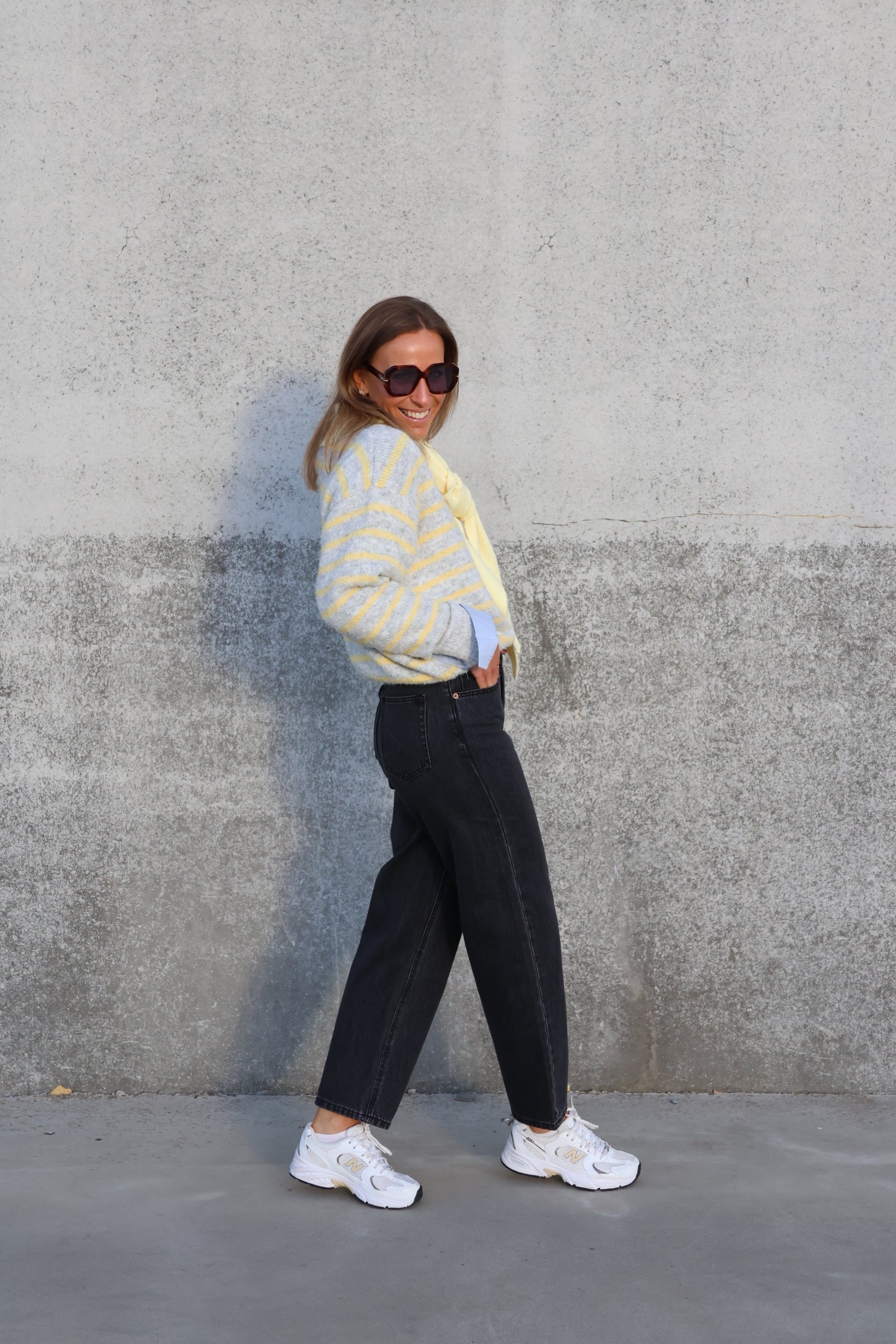 Maud barrel jeans dark grey