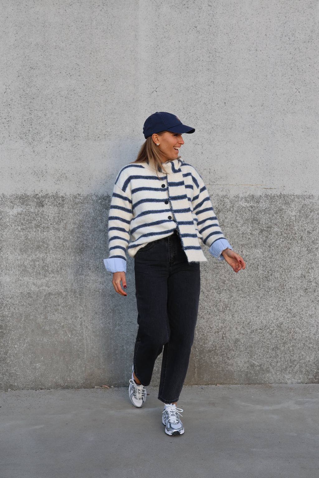 Marit cardigan met sjaal crème/marine