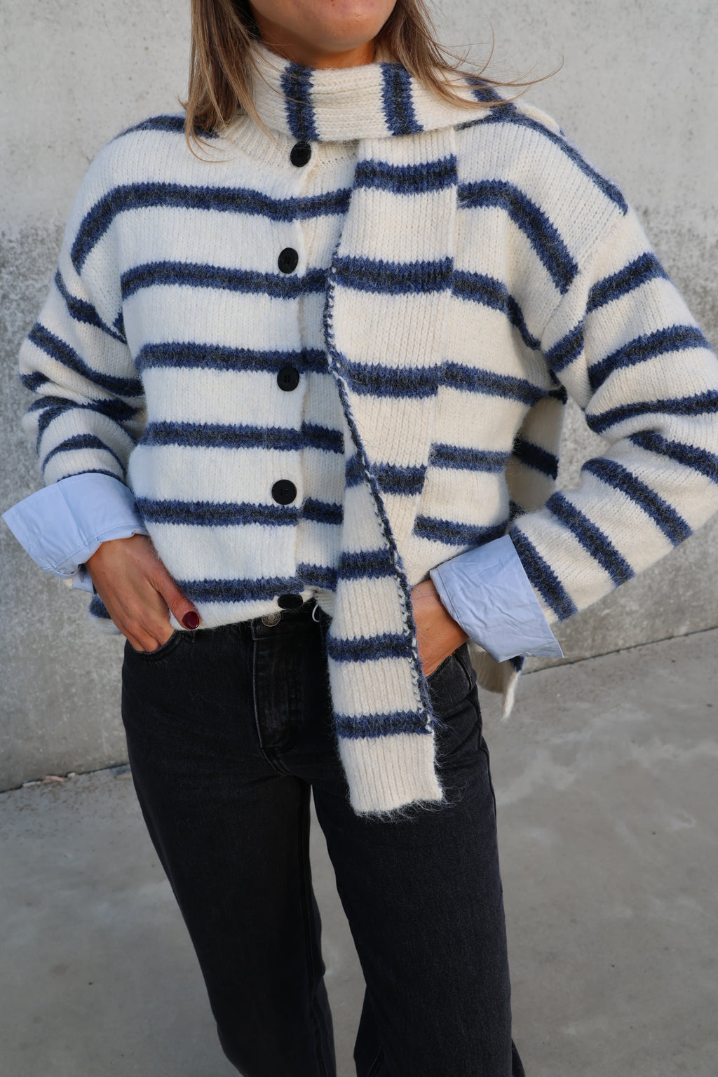 Marit cardigan met sjaal crème/marine