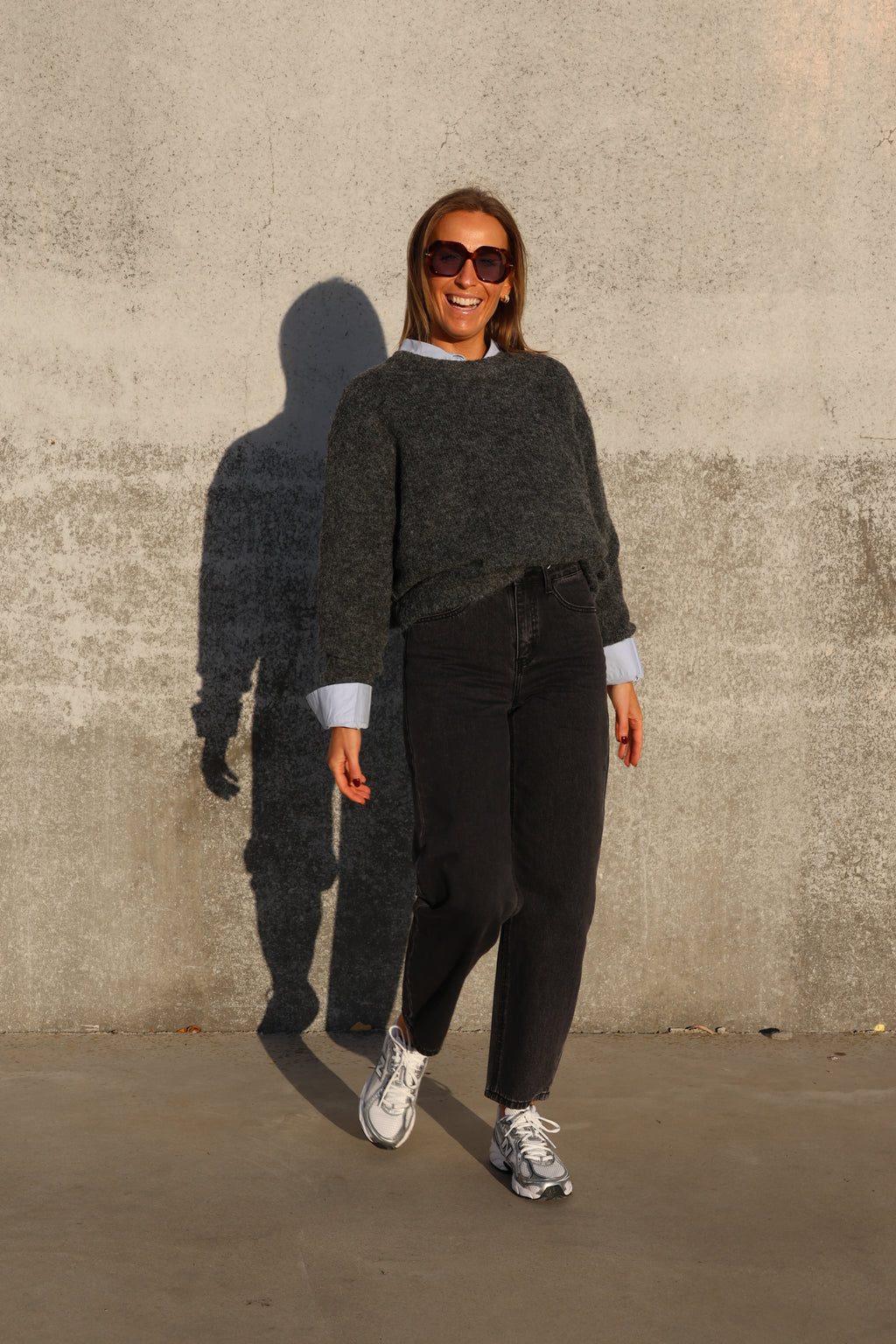 Maud barrel jeans dark grey