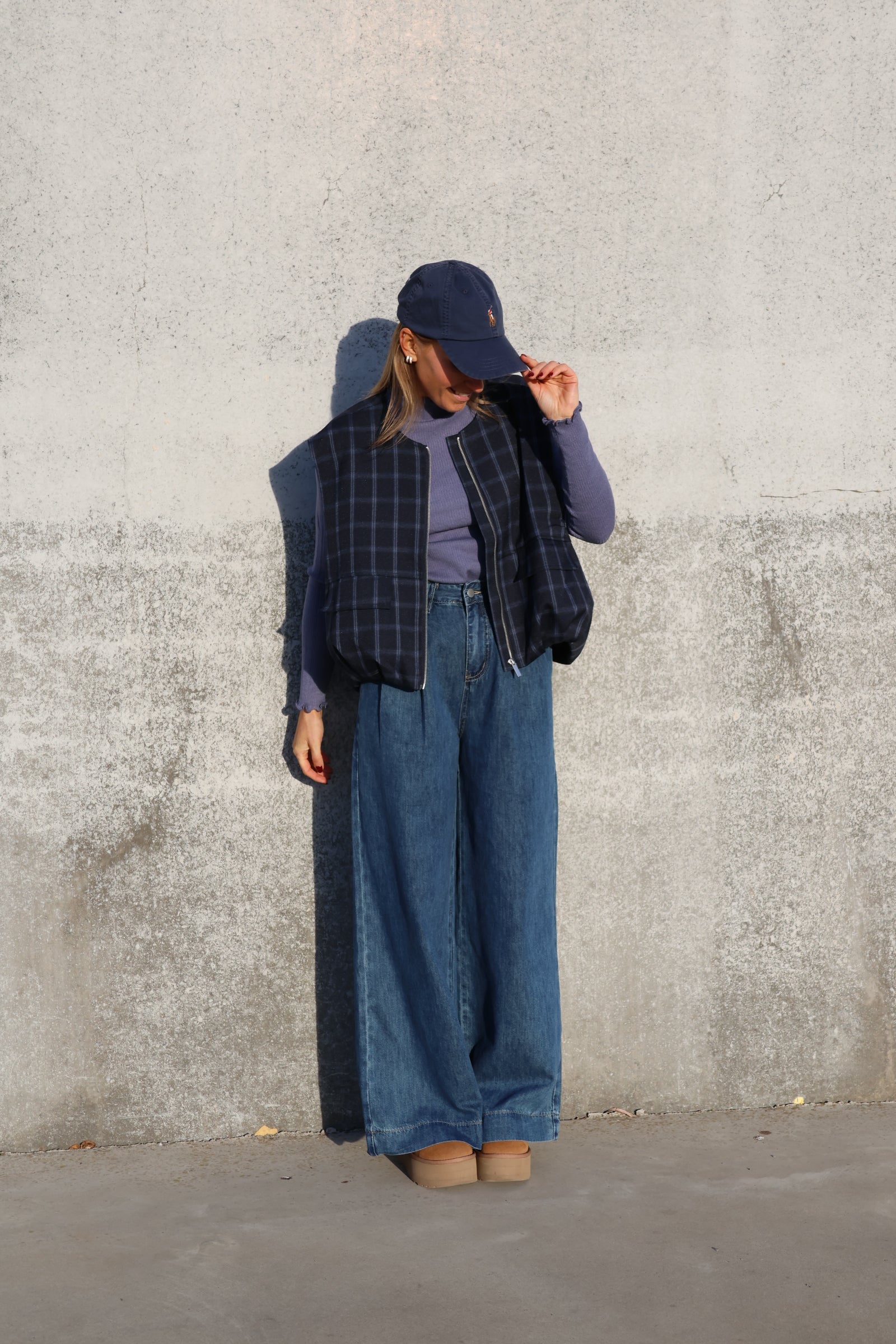 Faye mouwloos vestje carreaux marine