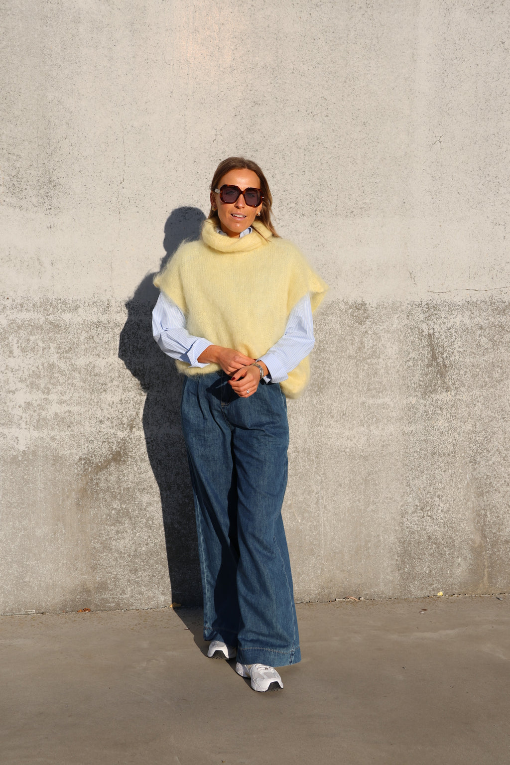 Juul mouwloze knit geel