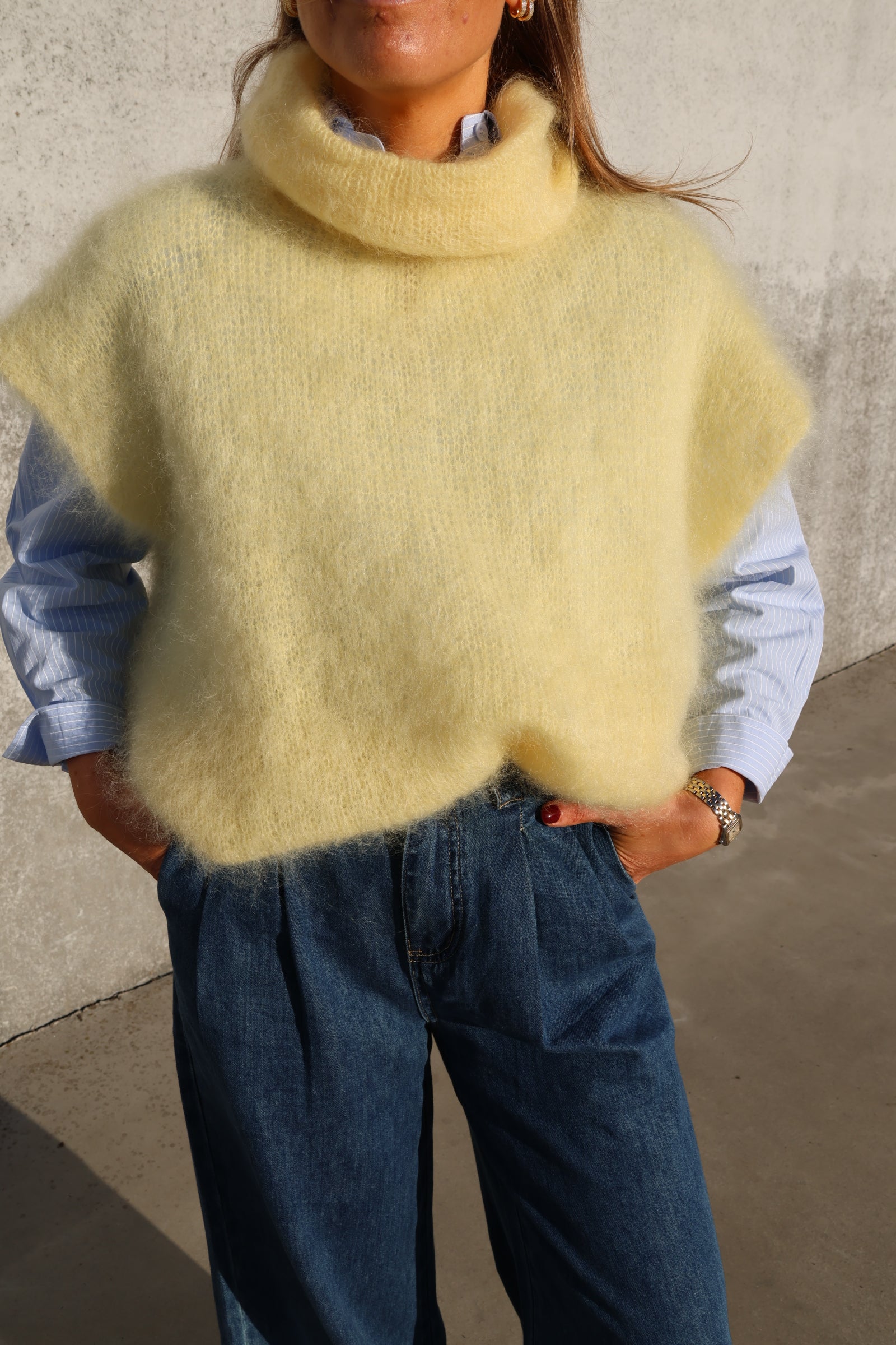 Juul mouwloze knit geel