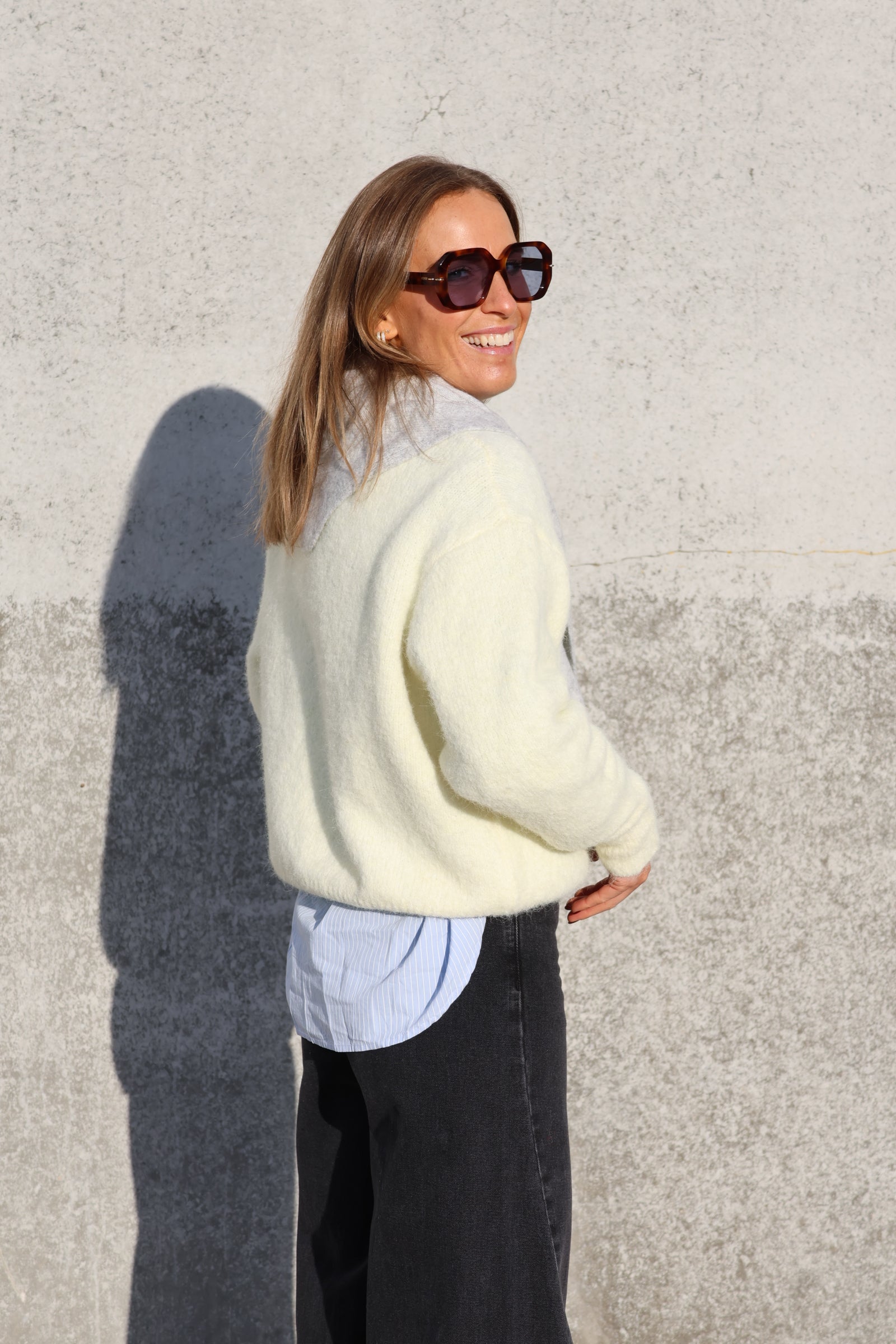 Mila blauw gestreept hemdje