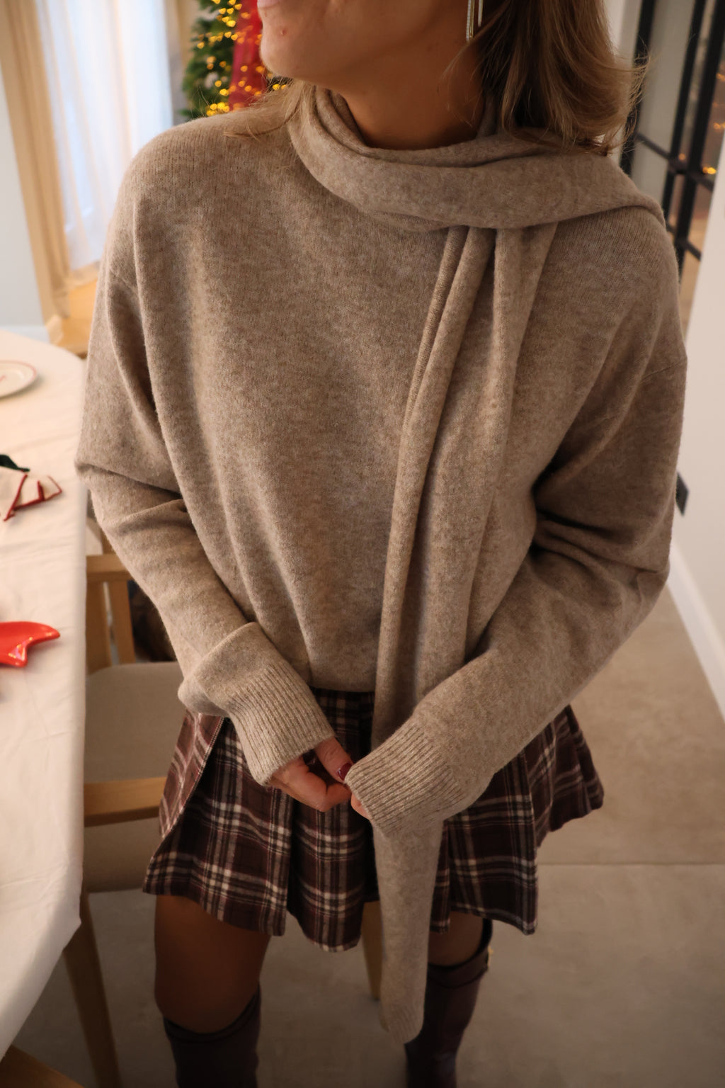 Felice knit with scarf beige