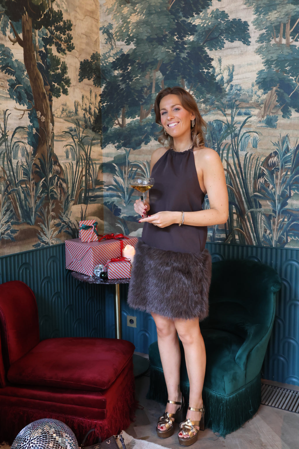 Scarlett fluffy dress brown