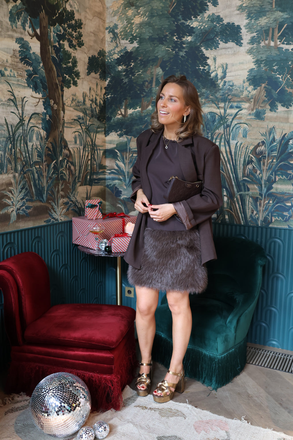 Scarlett fluffy dress brown