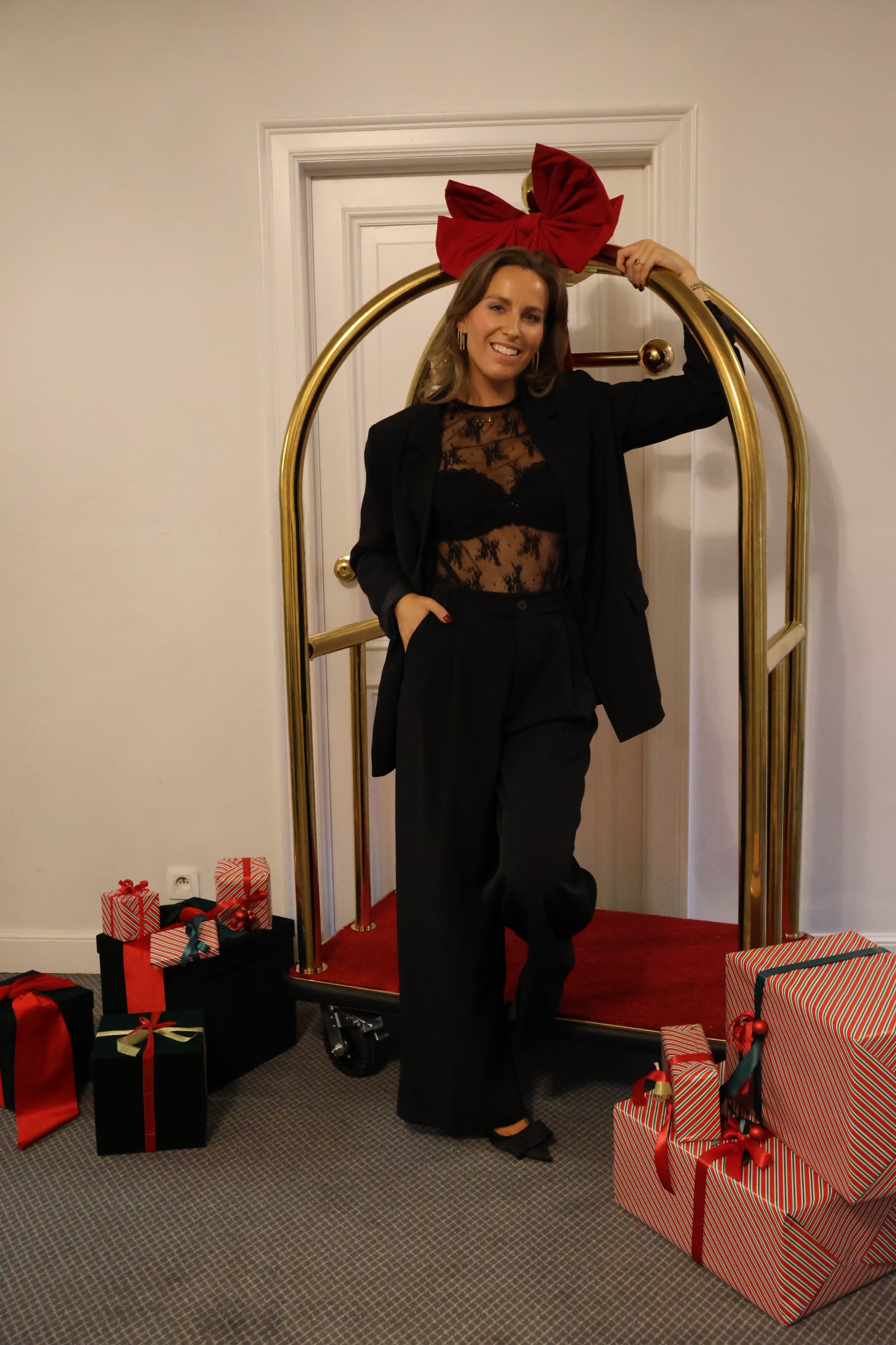 Charlotte lace top black