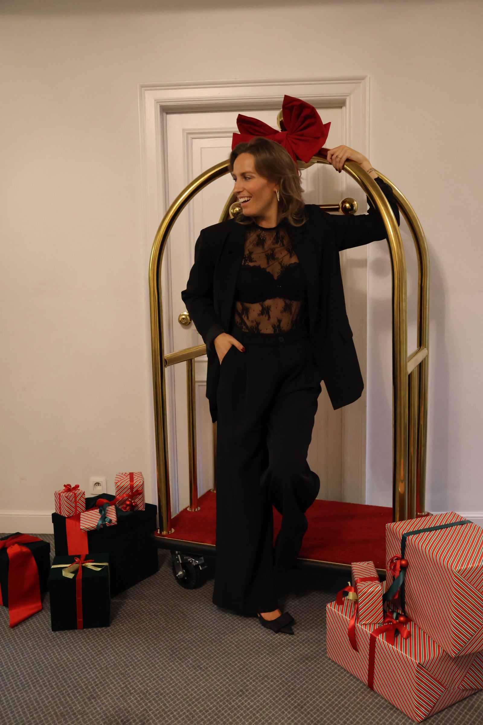 Charlotte lace top black