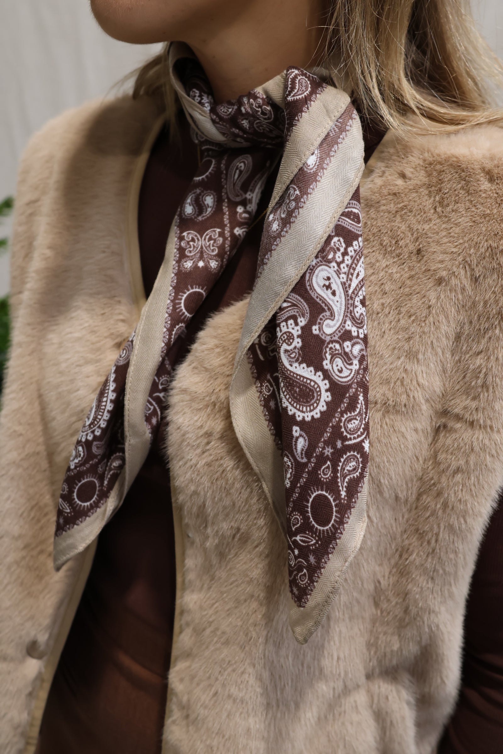 Juline sjaaltje bruin/camel