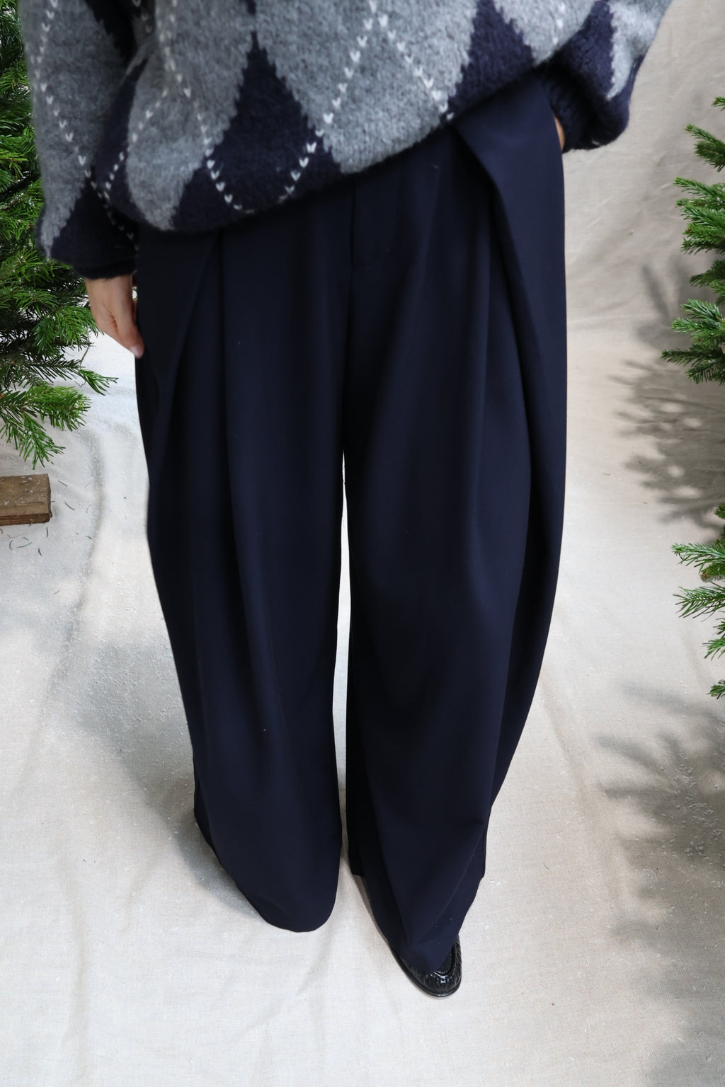 Lena detail trousers marine