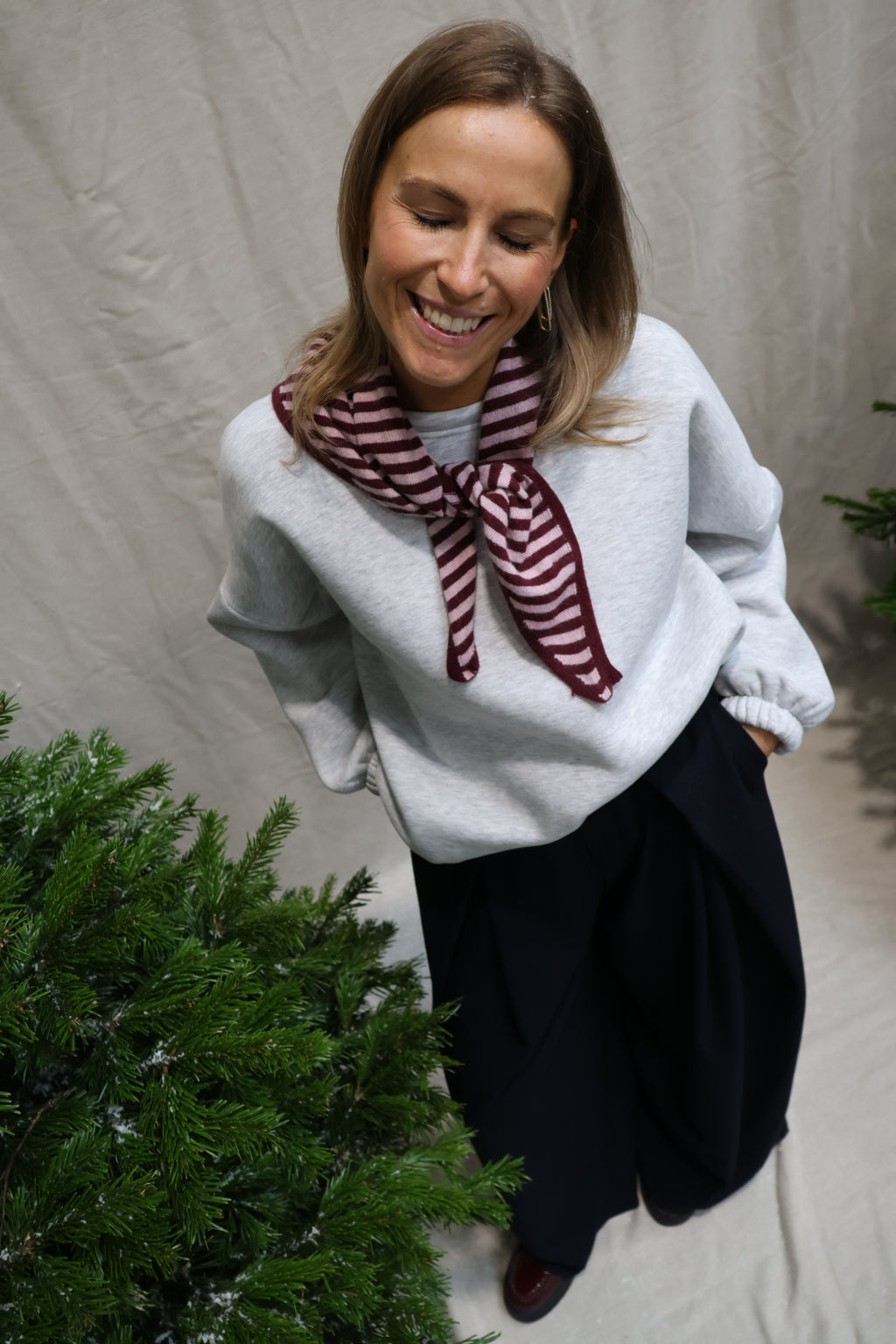 Phaebo striped scarf burgundy