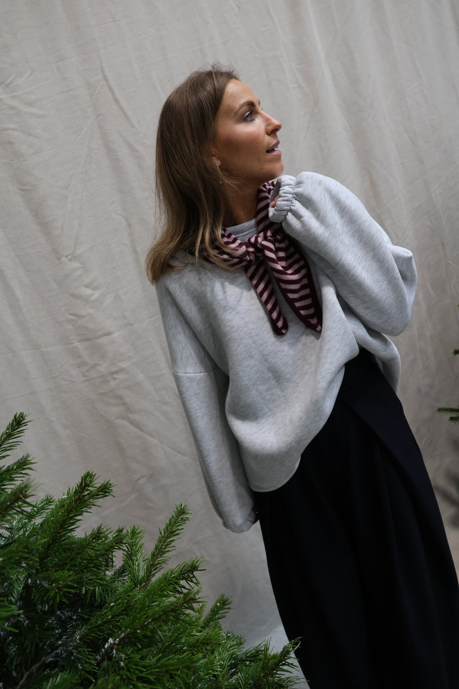 Phaebo striped scarf burgundy