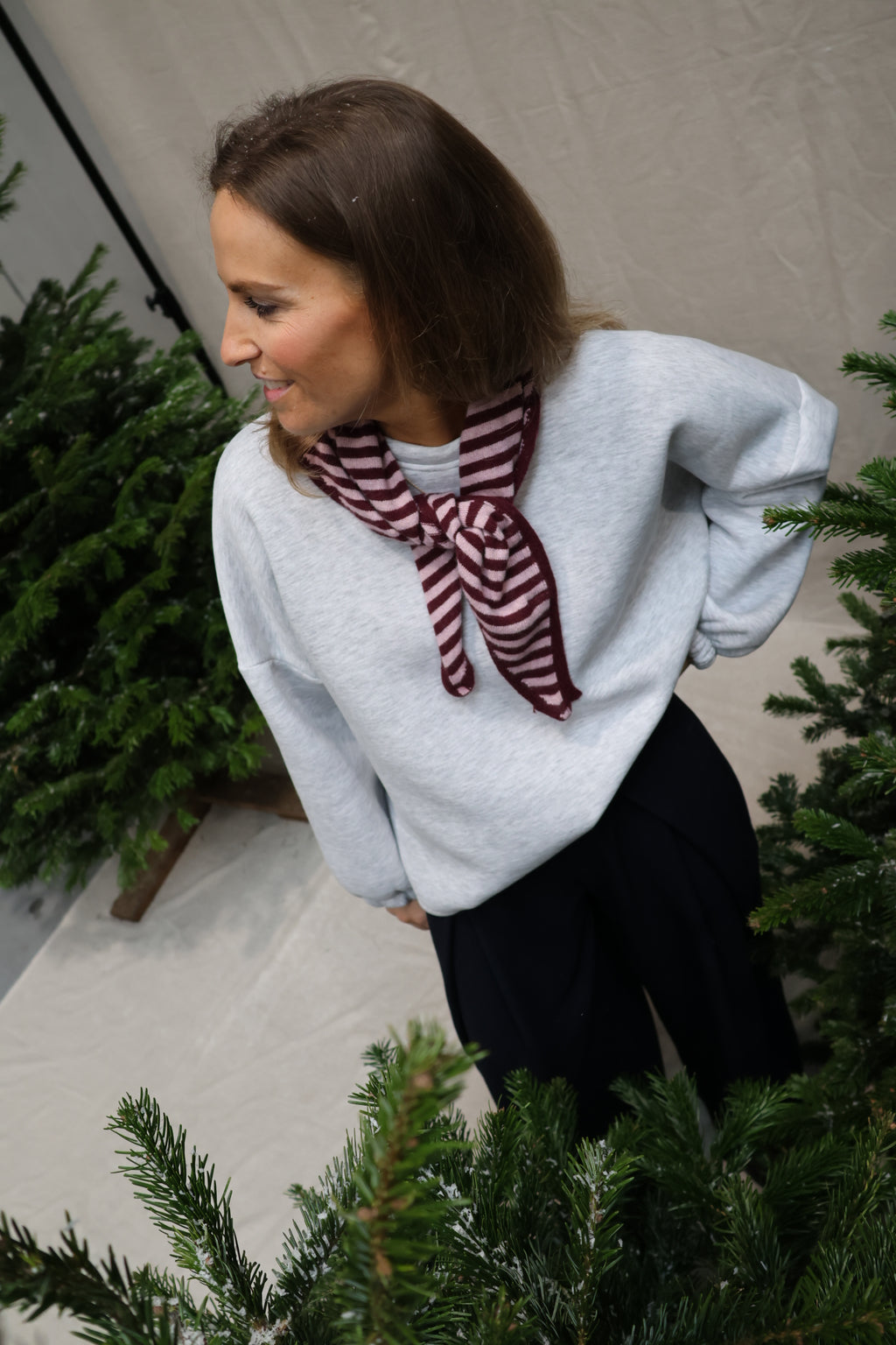 Phaebo striped scarf burgundy