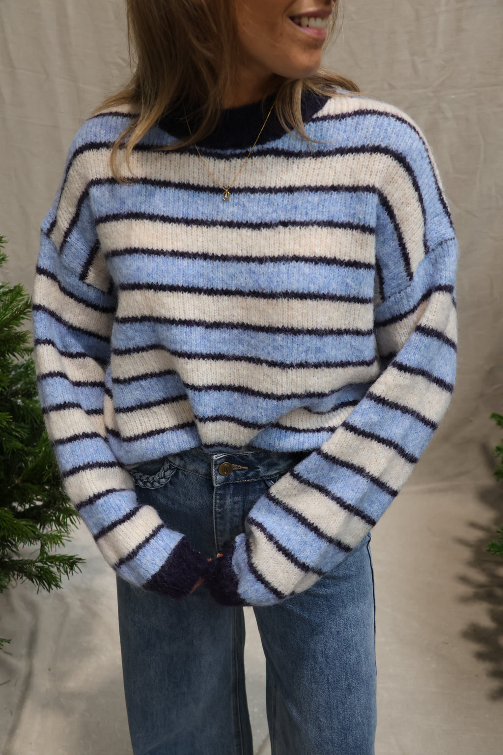 Robin striped knit blue