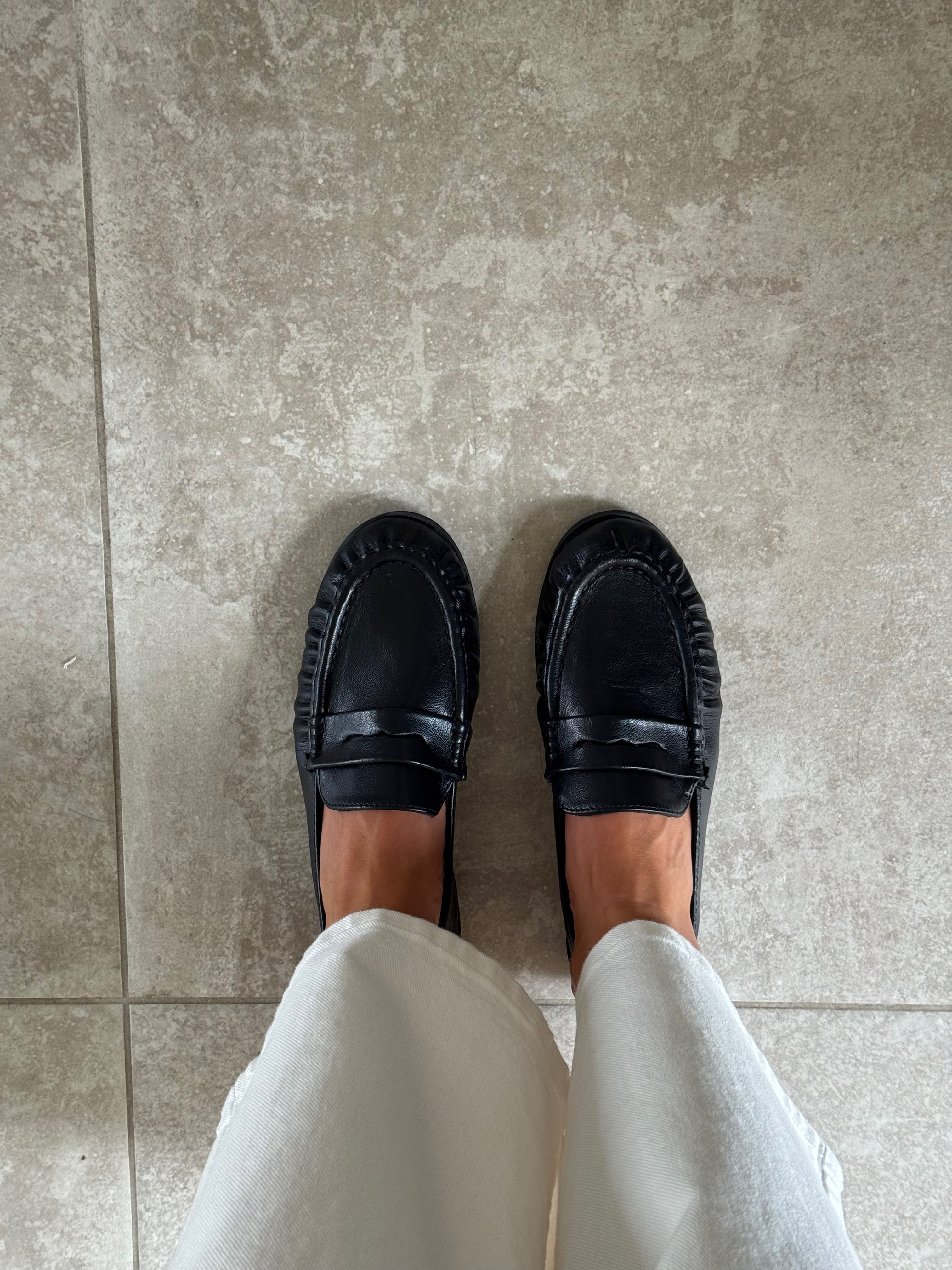 Yuna loafers zwart