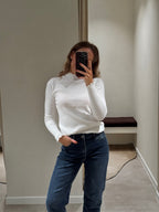 Suzie pulletje met detail wit