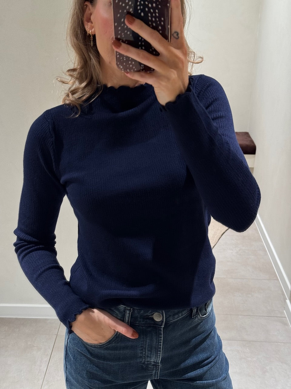 Suzie pulletje met detail marine