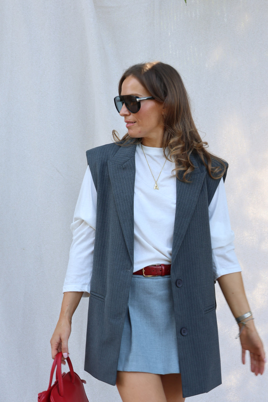 Logan mouwloze blazer met krijtstreep