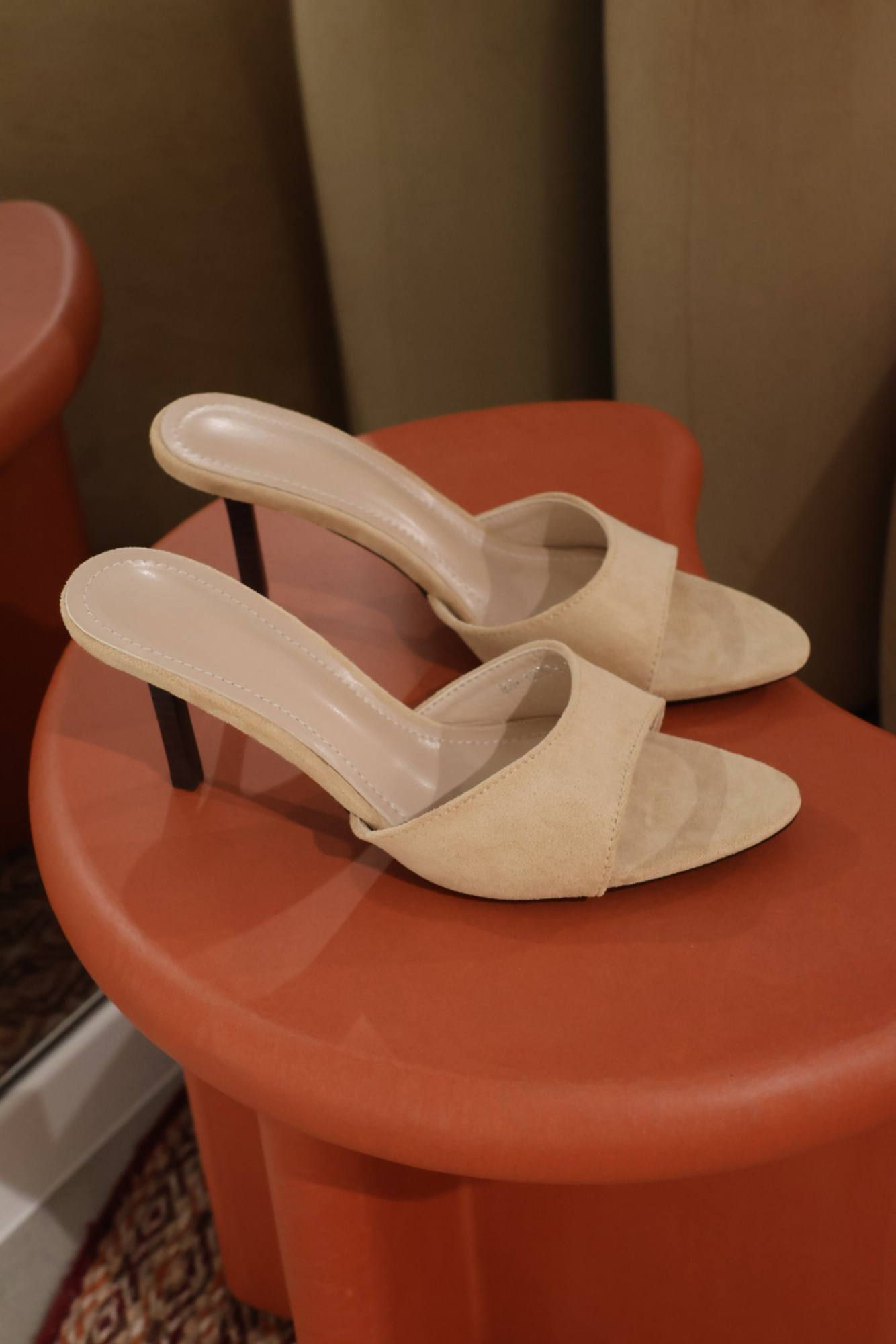 Nadia beige suède sandaal
