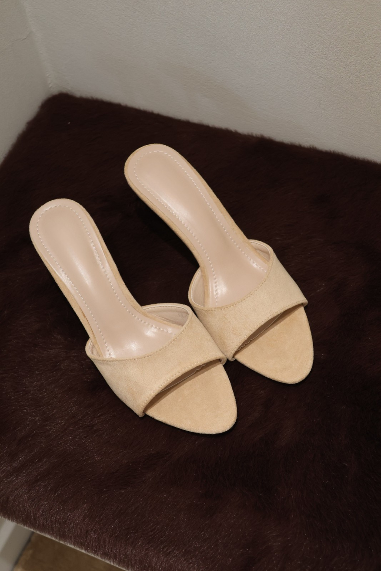 Nadia beige suède sandaal