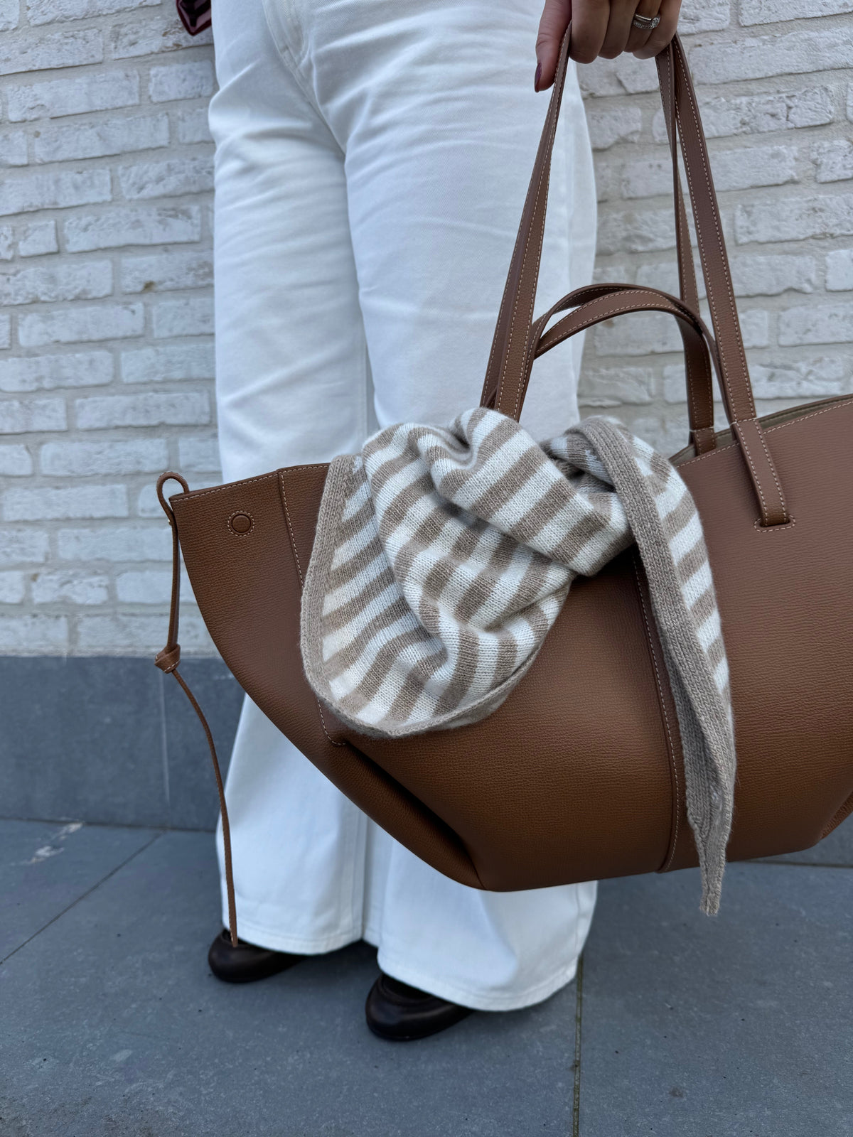 Lou gestreept sjaaltje beige/ecru