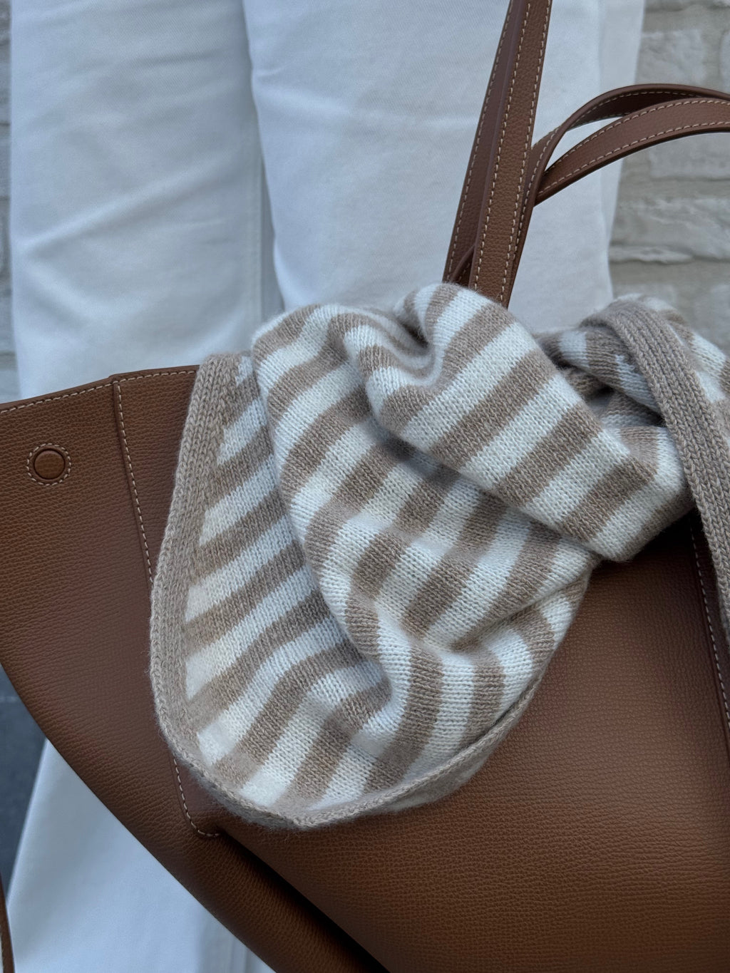 Lou gestreept sjaaltje beige/ecru