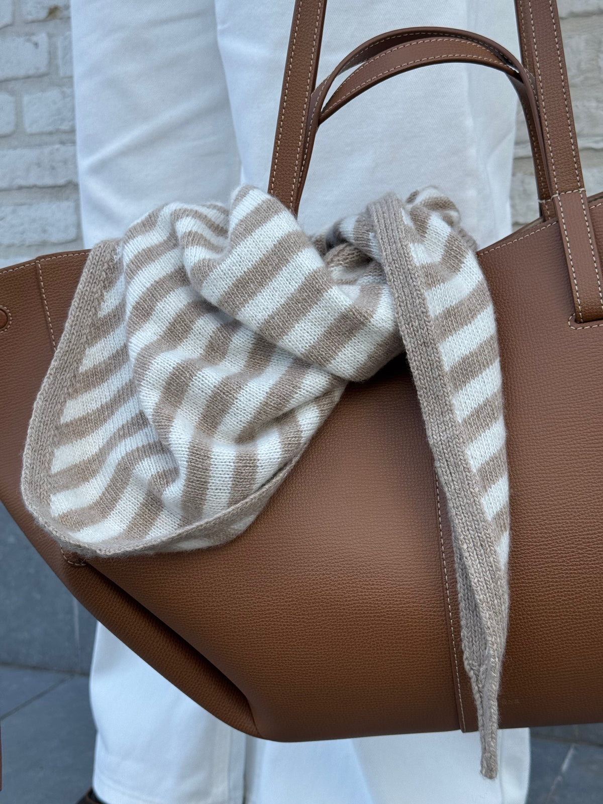 Lou gestreept sjaaltje beige/ecru
