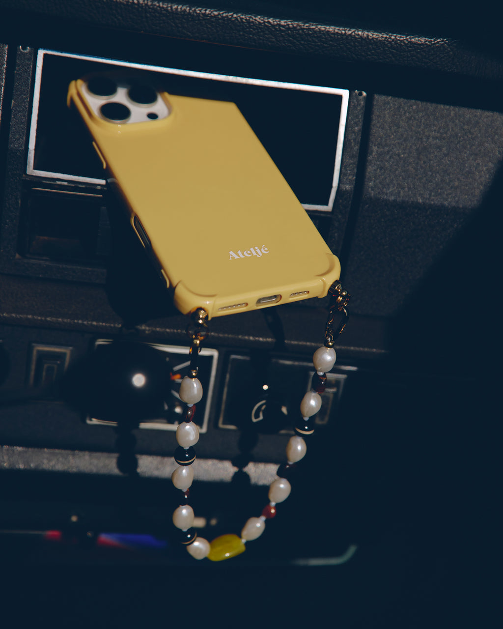 Sunlit Case