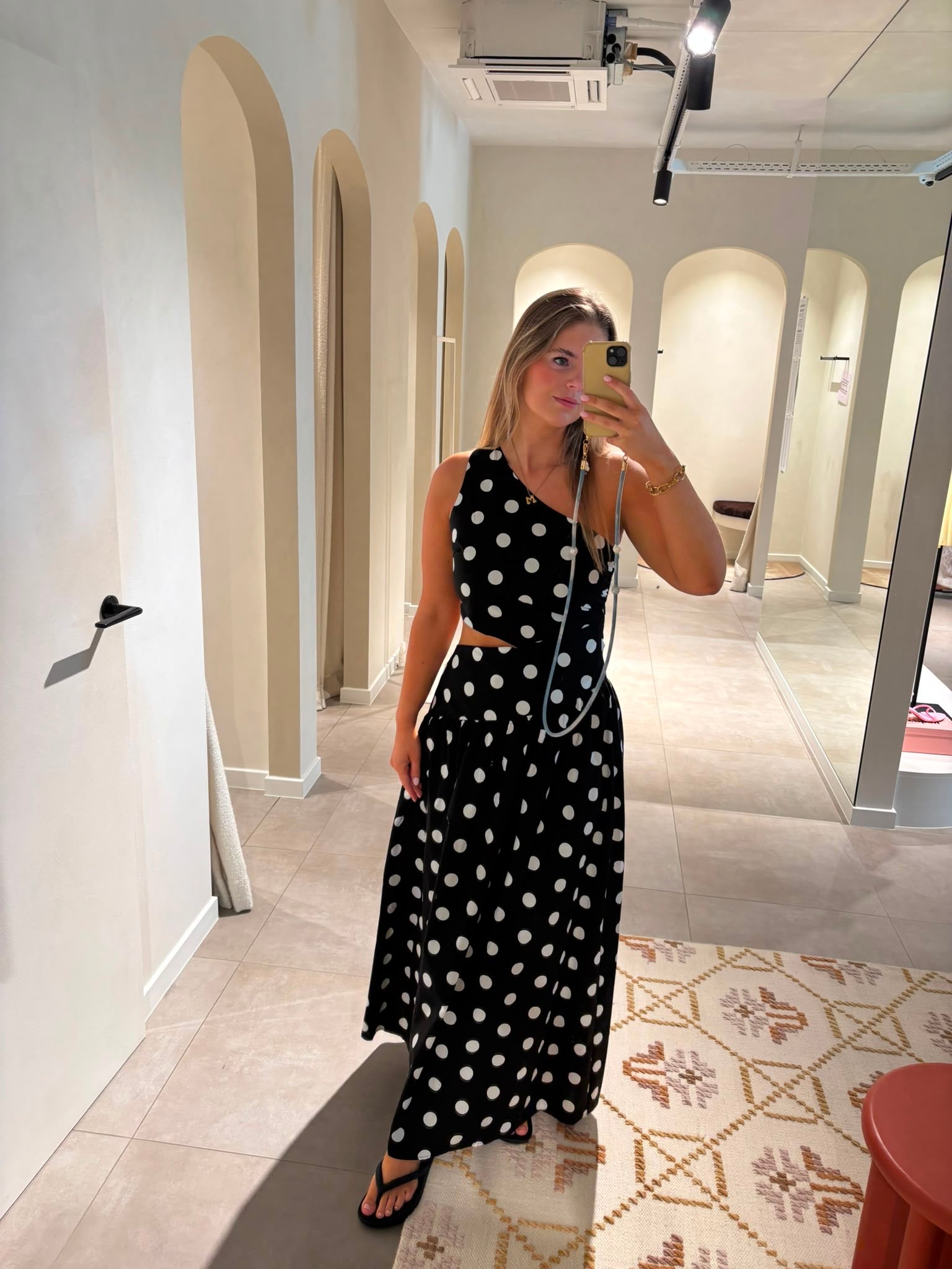 Kira maxi polkadot jurk zwart