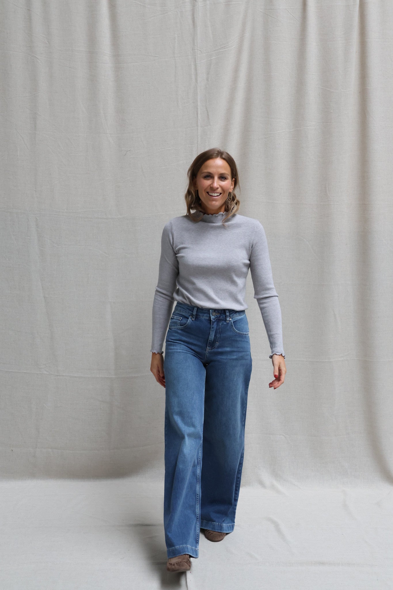 Julia pulletje grijs