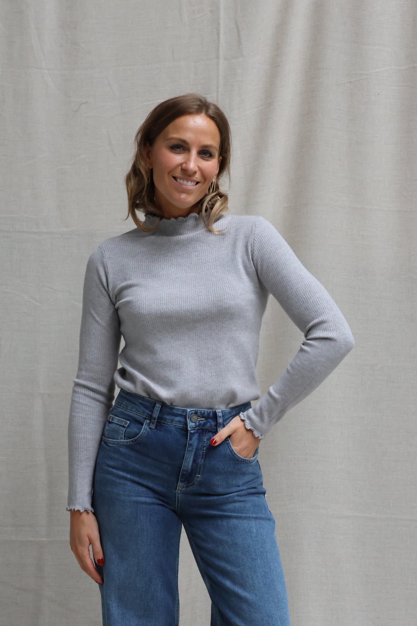 Julia pulletje grijs